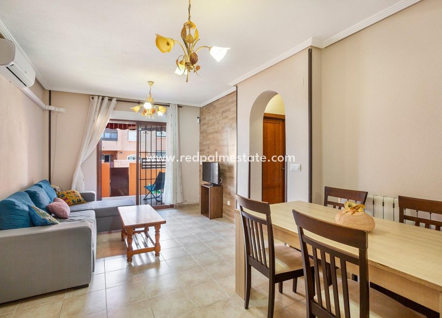 Återförsäljning - Bungalow -
Torrevieja - Nueva Torrevieja - Aguas Nuevas