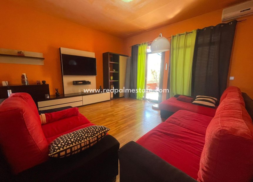 Återförsäljning - Bungalow -
Torrevieja - Nueva Torrevieja - Aguas Nuevas