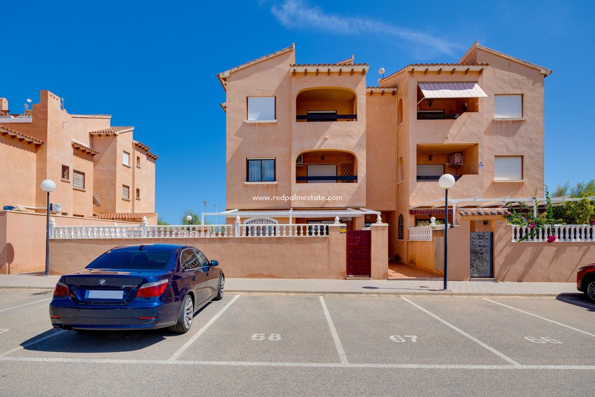 Återförsäljning - Bungalow -
Torrevieja - Nueva Torrevieja - Aguas Nuevas