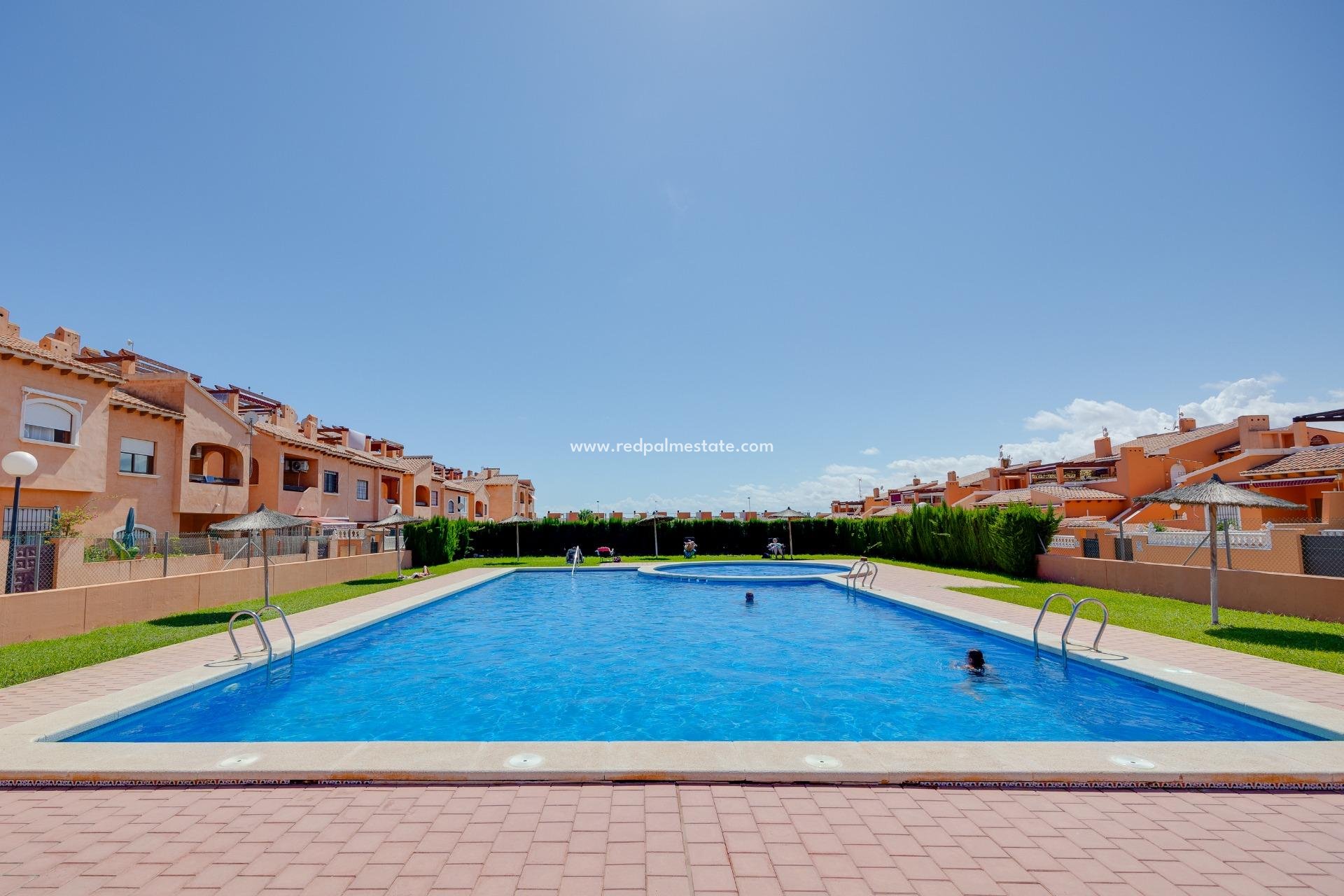 Återförsäljning - Bungalow -
Torrevieja - Nueva Torrevieja - Aguas Nuevas