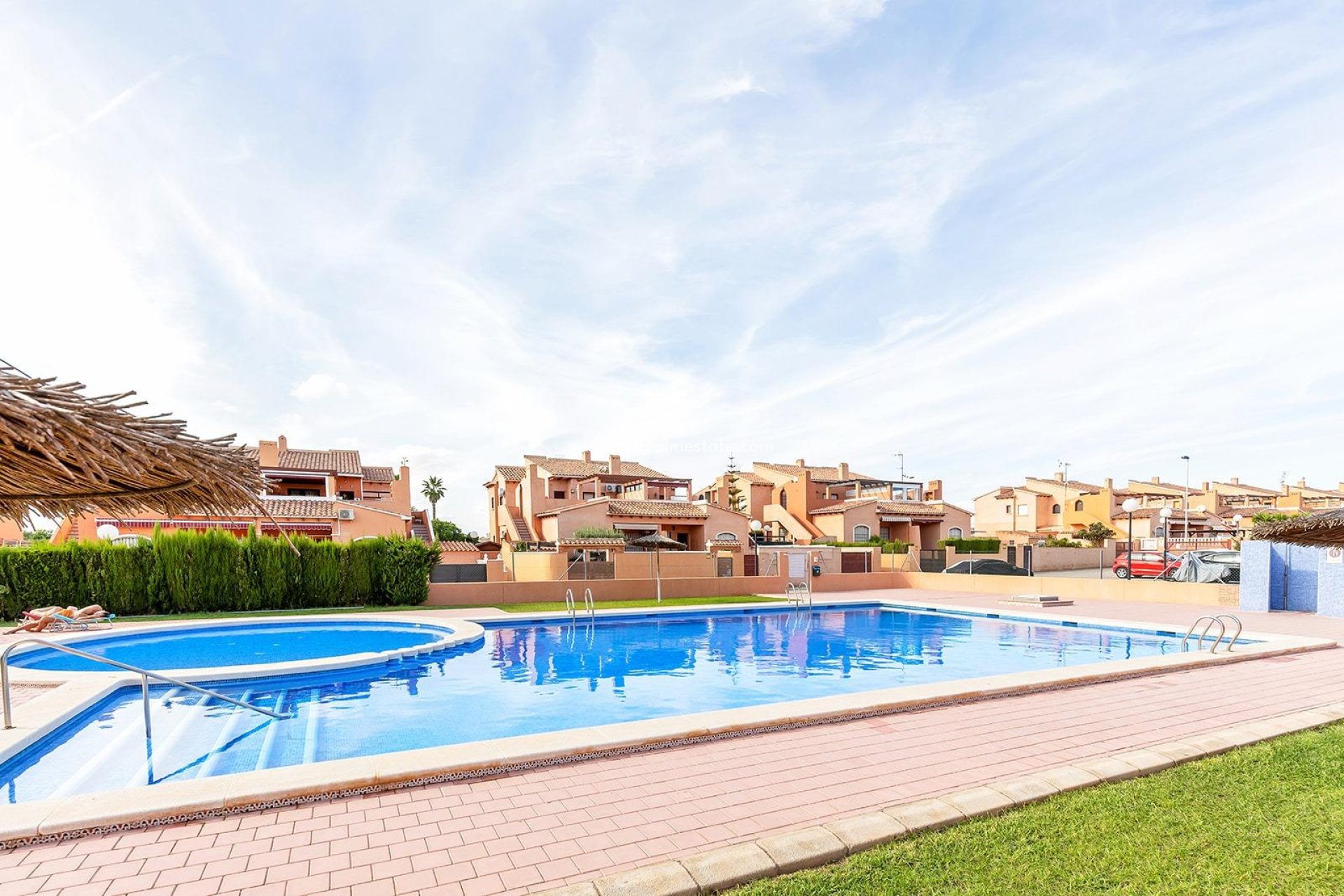 Återförsäljning - Bungalow -
Torrevieja - Nueva Torrevieja - Aguas Nuevas