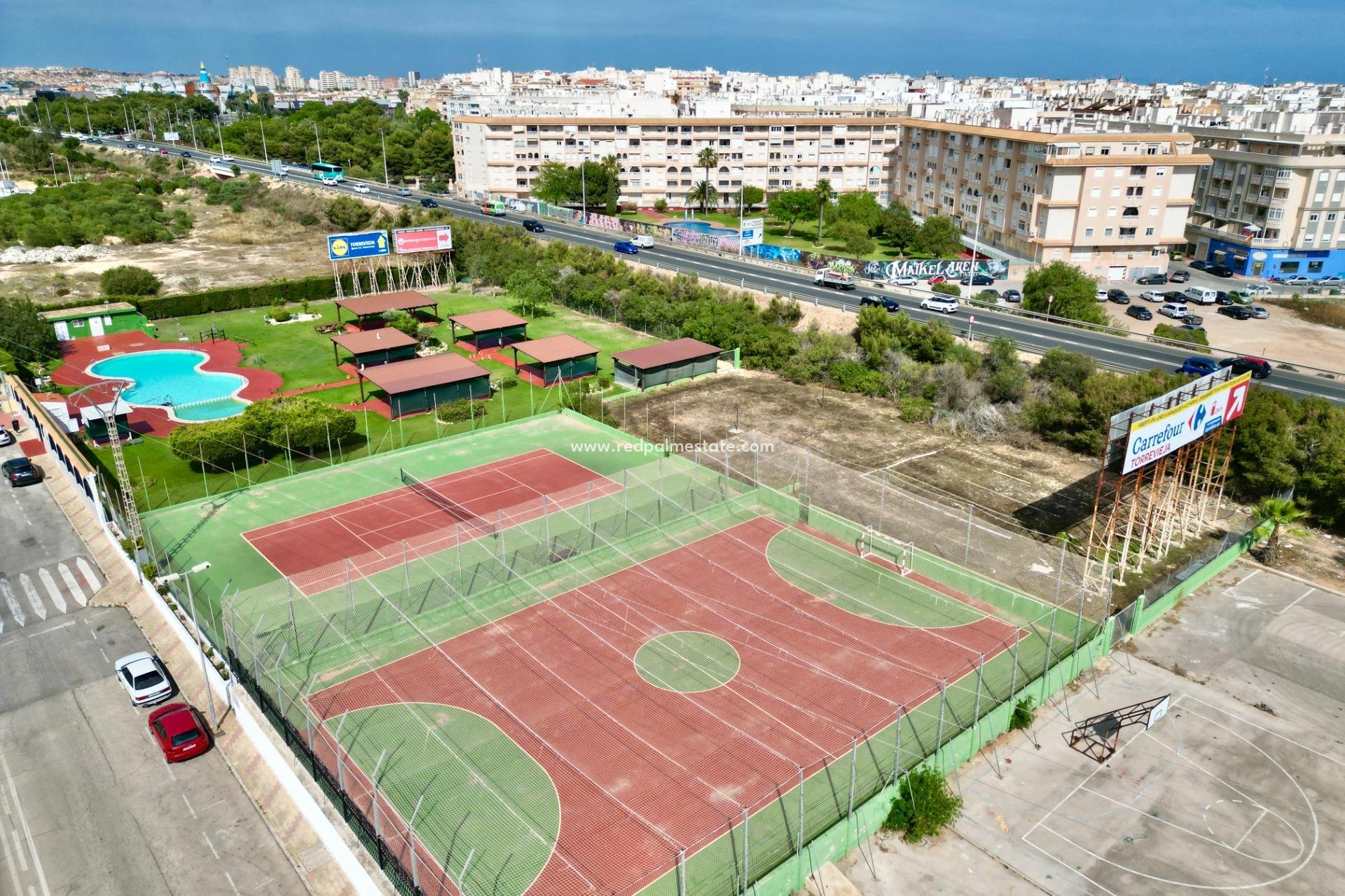 Återförsäljning - Bungalow -
Torrevieja - Parque las naciones