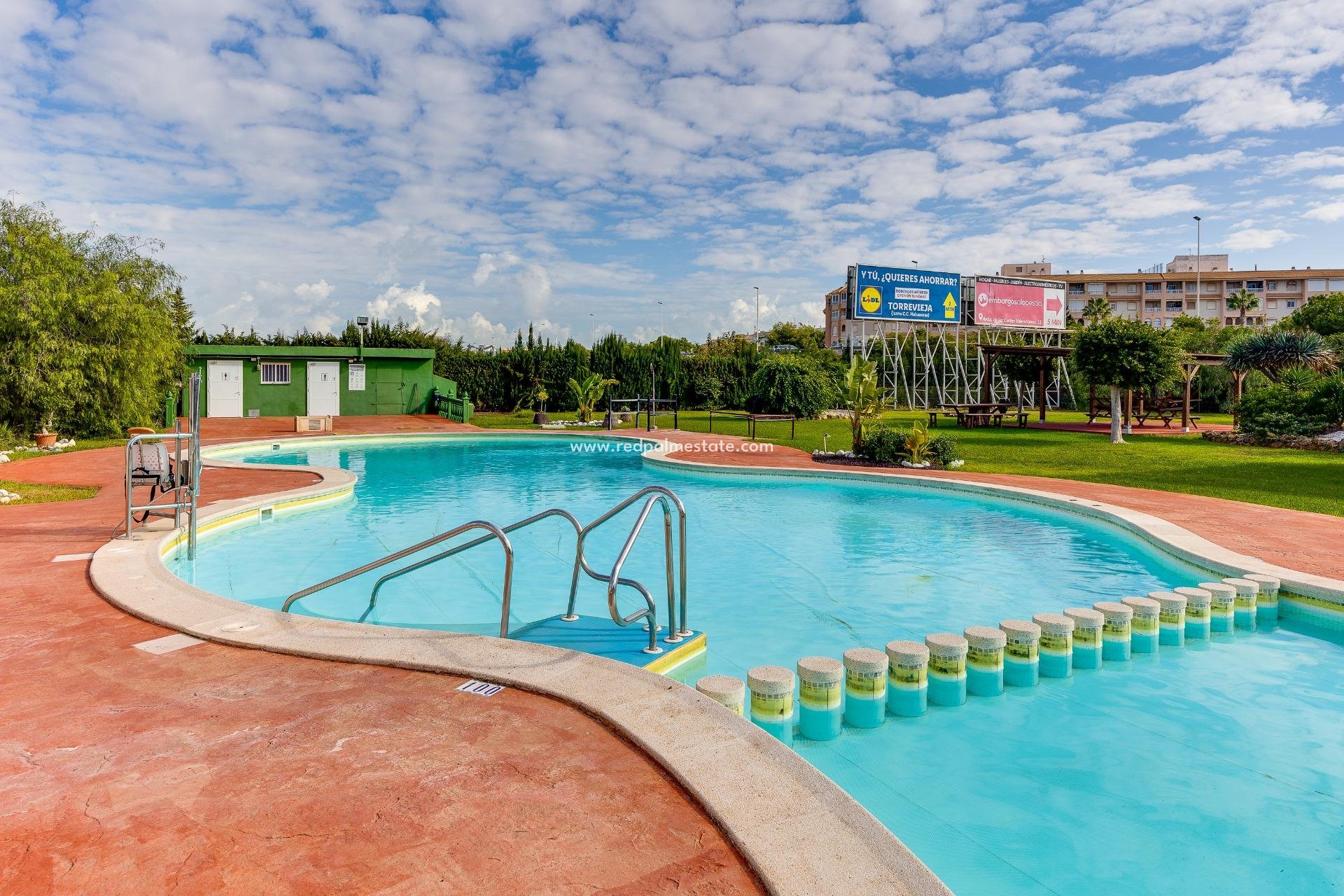 Återförsäljning - Bungalow -
Torrevieja - Parque las naciones