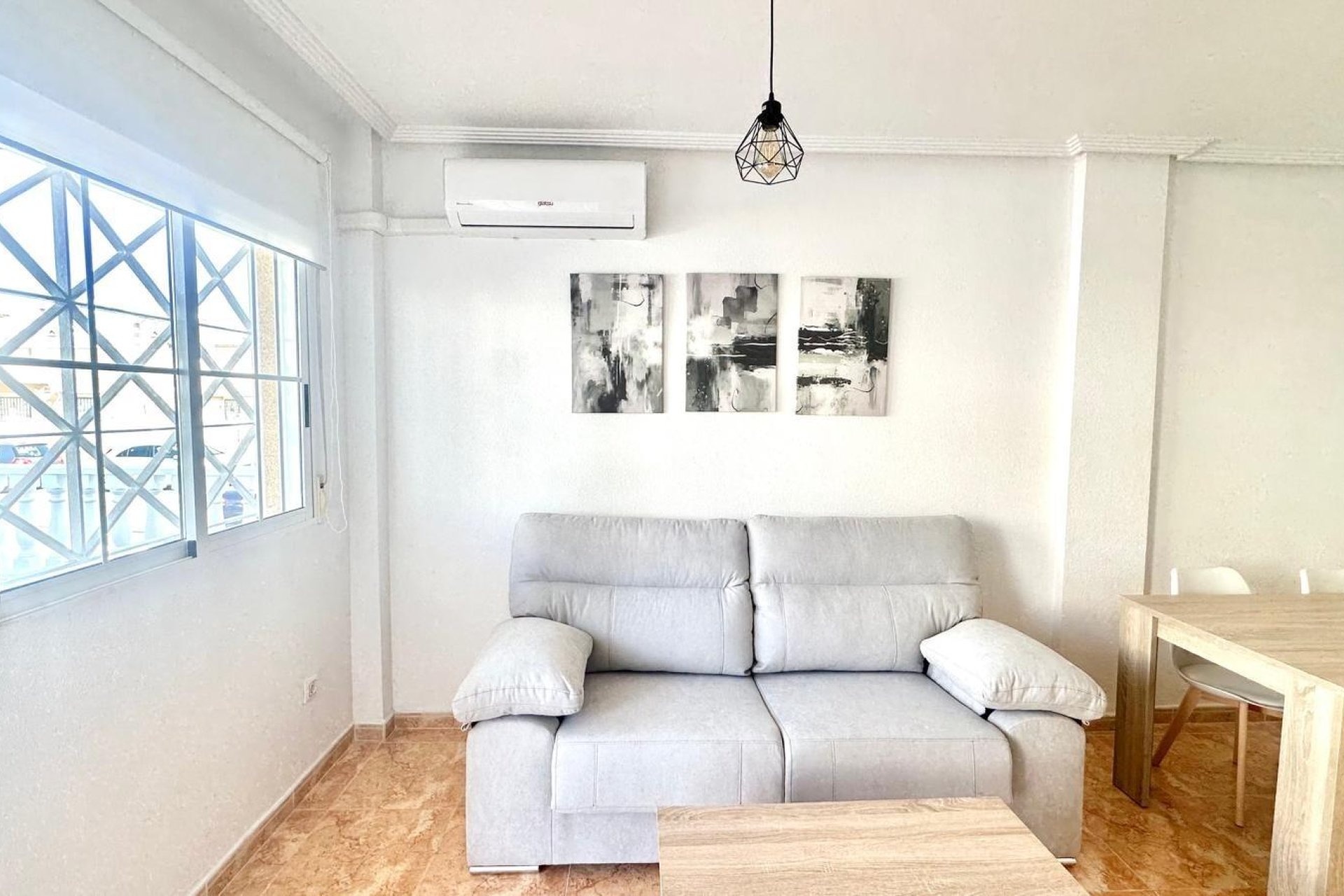 Återförsäljning - Bungalow -
Torrevieja - Playa de los Locos