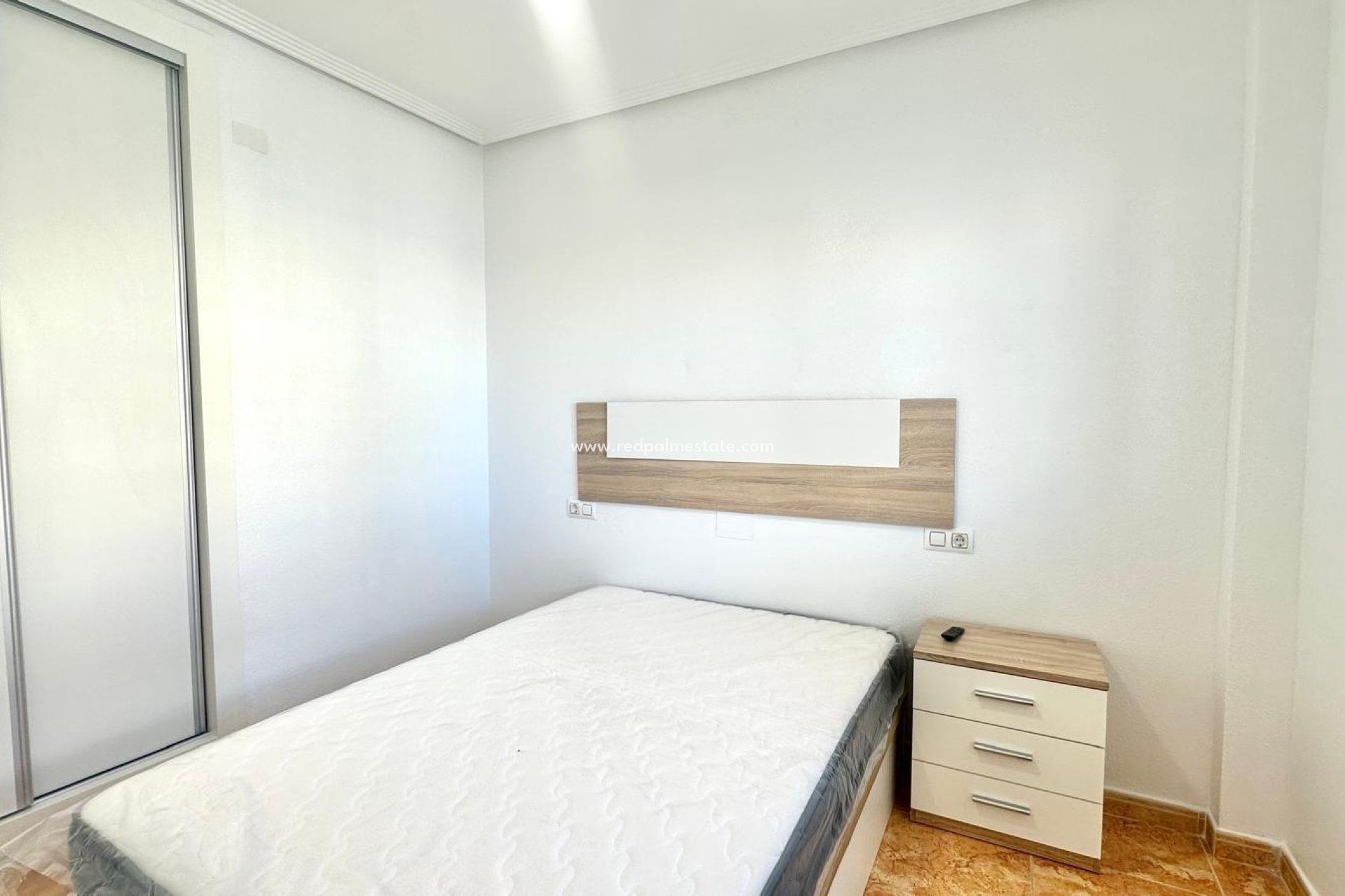 Återförsäljning - Bungalow -
Torrevieja - Playa de los Locos