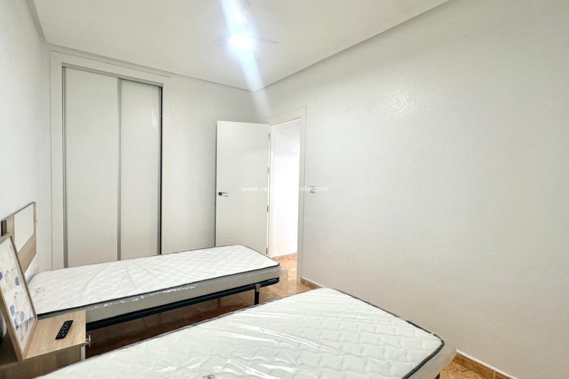 Återförsäljning - Bungalow -
Torrevieja - Playa de los Locos