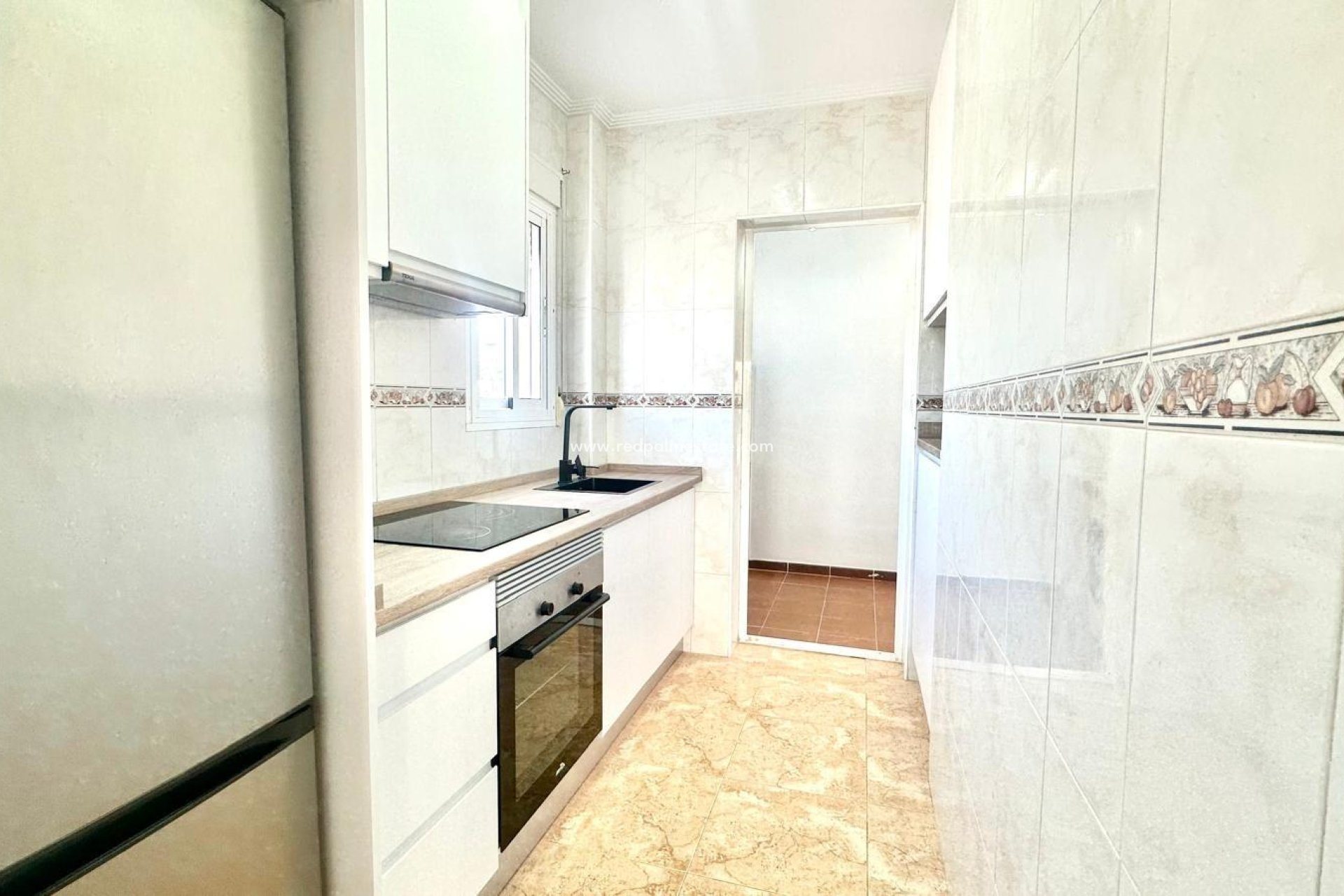 Återförsäljning - Bungalow -
Torrevieja - Playa de los Locos