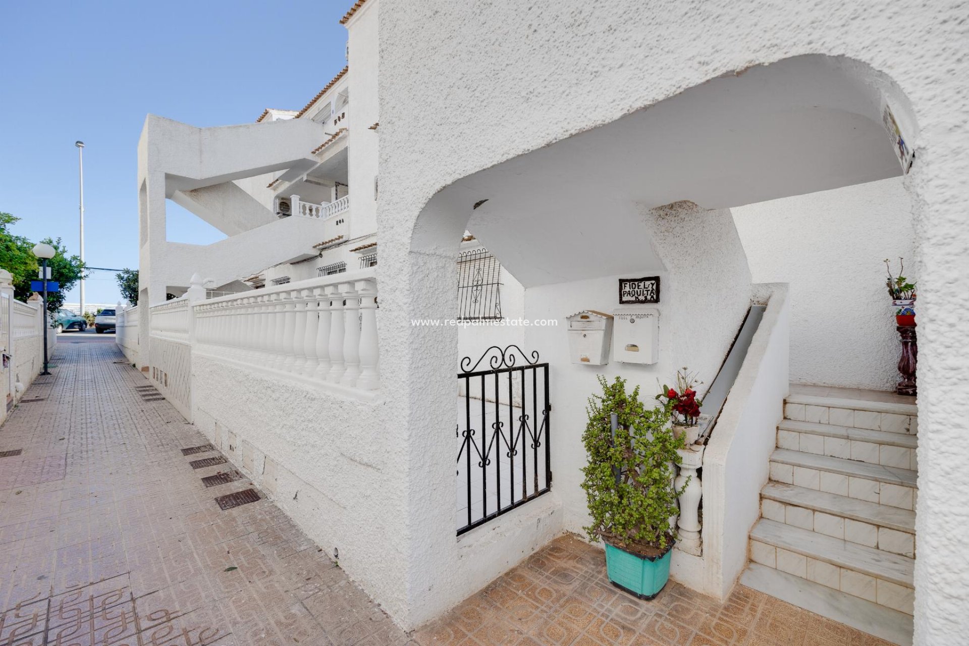 Återförsäljning - Bungalow -
Torrevieja - Playa de los Naufragos