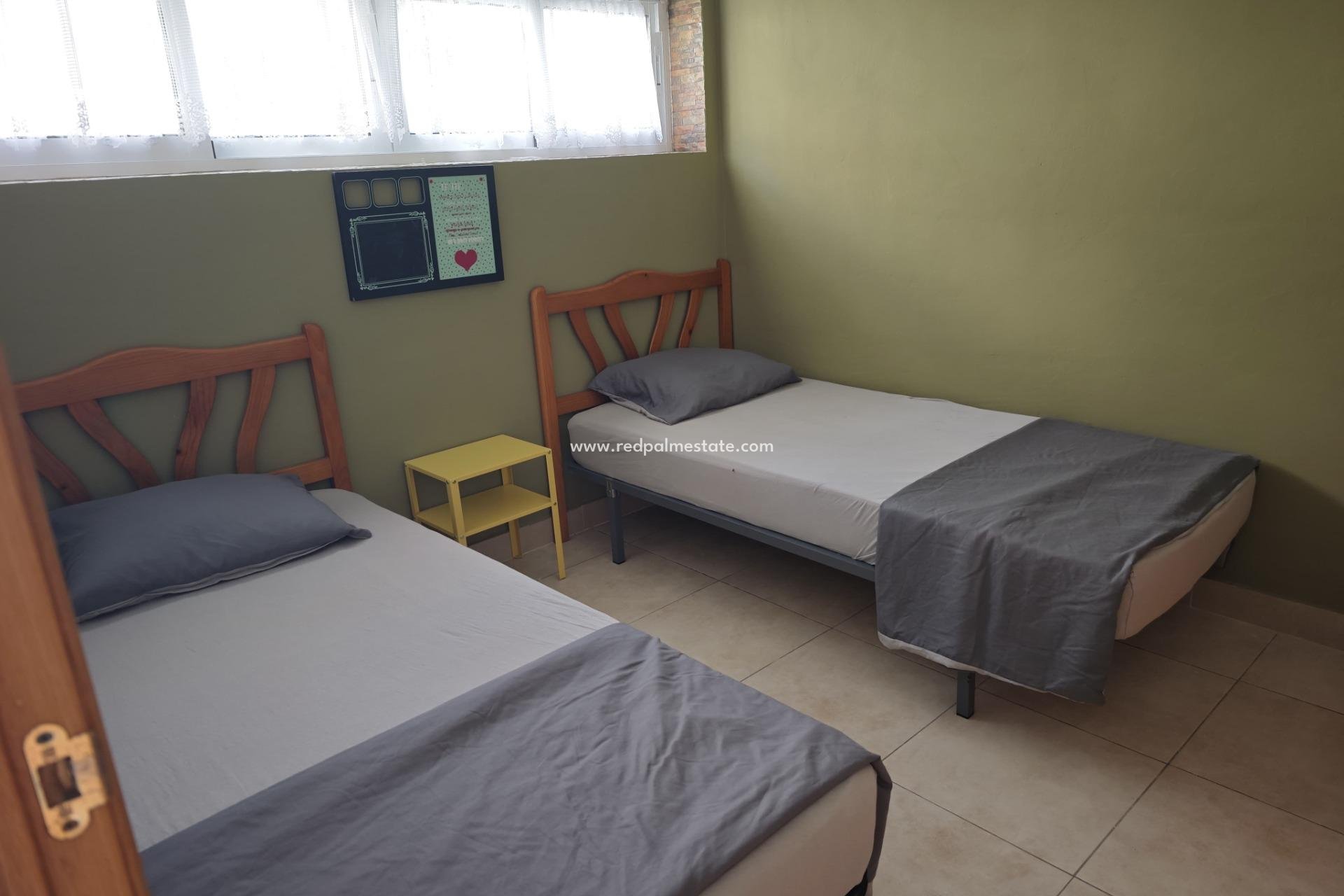 Återförsäljning - Bungalow -
Torrevieja - Playa del Cura