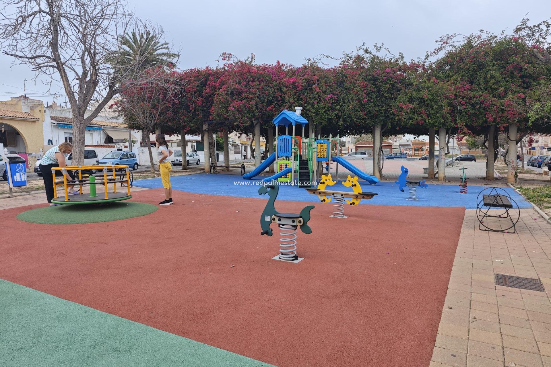 Återförsäljning - Bungalow -
Torrevieja - Playa del Cura