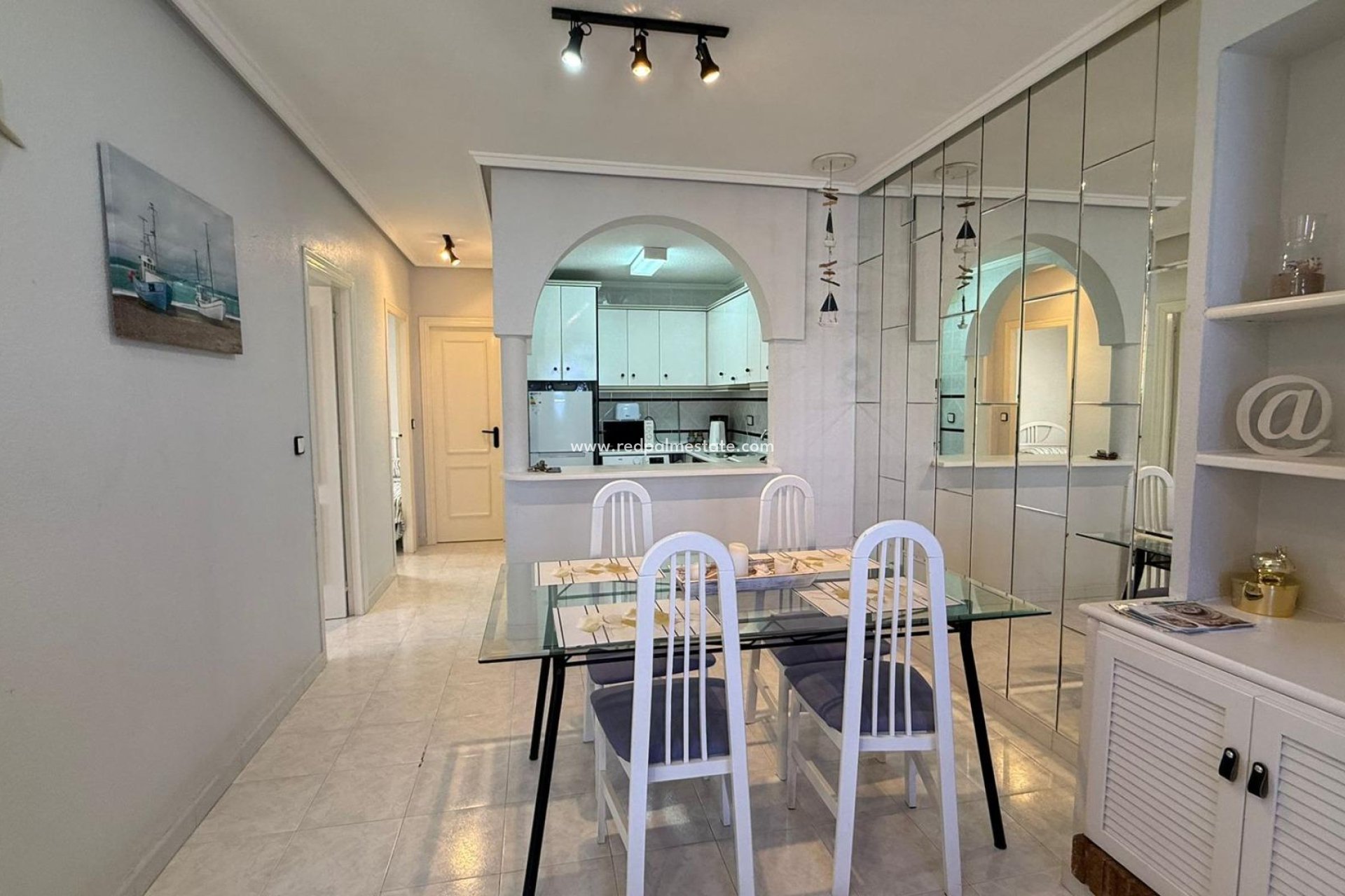 Återförsäljning - Bungalow -
Torrevieja - Punta prima