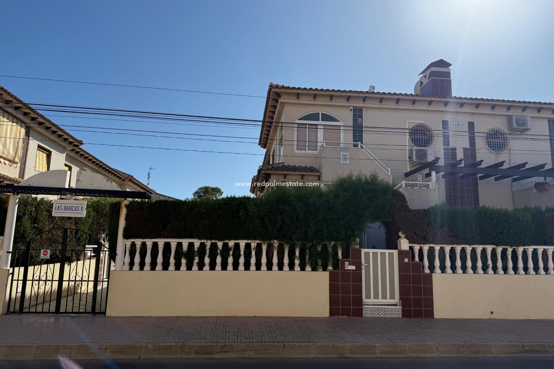 Återförsäljning - Bungalow -
Torrevieja - Punta prima