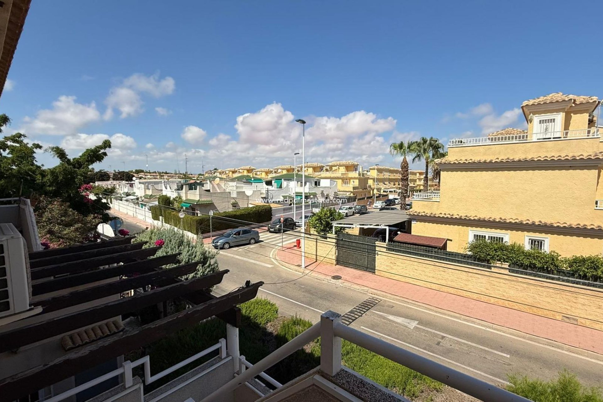 Återförsäljning - Bungalow -
Torrevieja - Punta prima