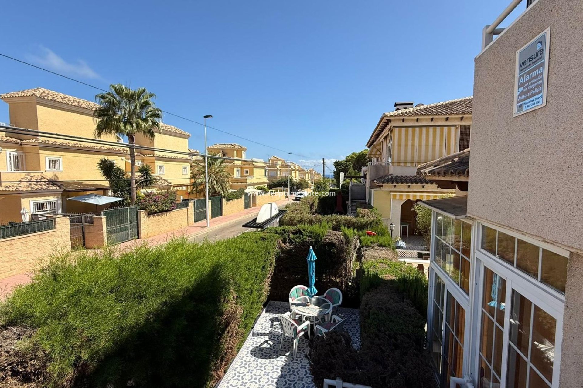 Återförsäljning - Bungalow -
Torrevieja - Punta prima