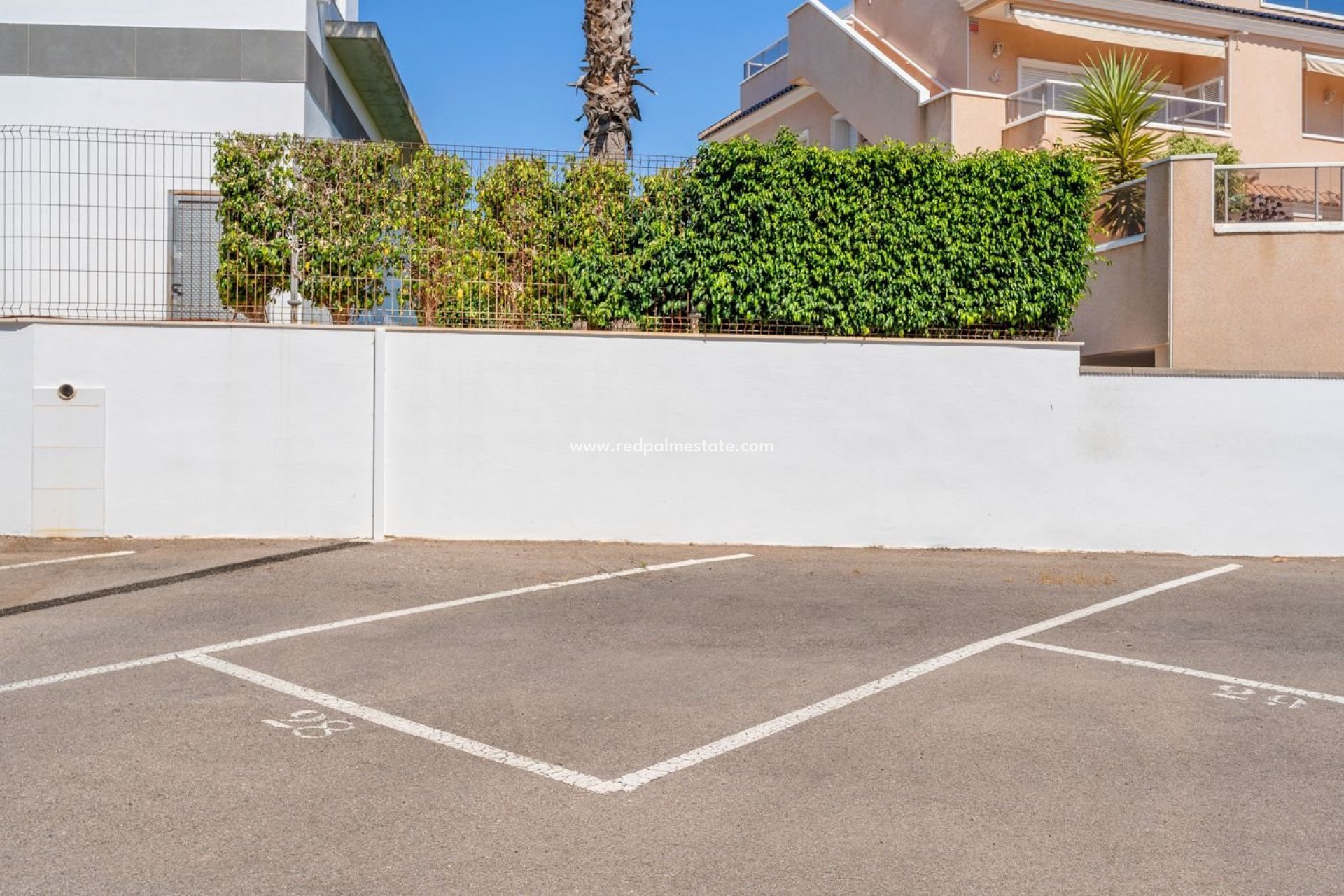 Återförsäljning - Bungalow -
Torrevieja - Punta prima