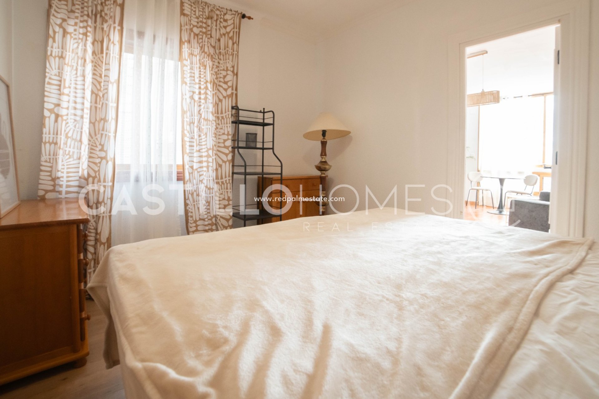 Återförsäljning - Bungalow -
Torrevieja - Punta prima