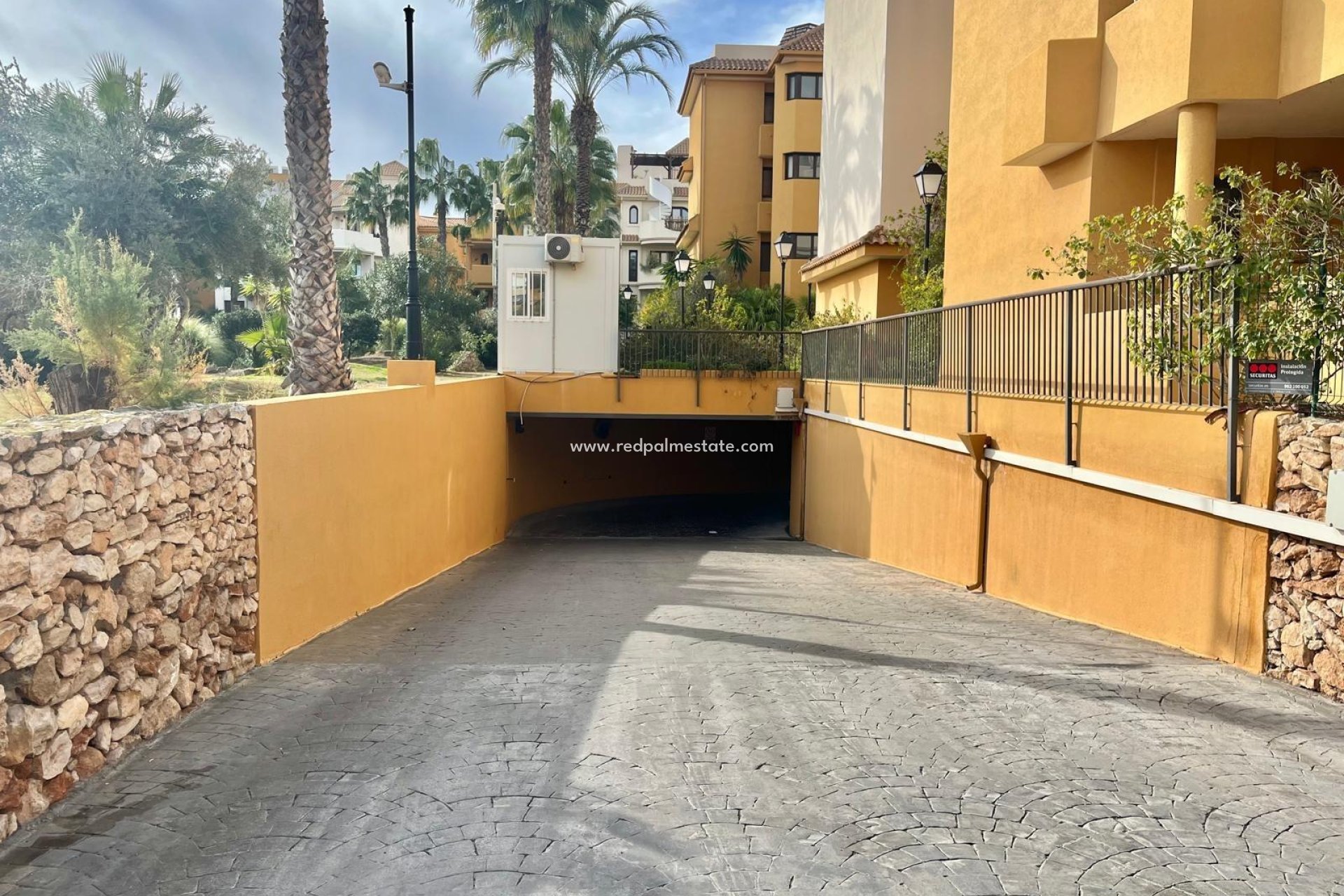 Återförsäljning - Bungalow -
Torrevieja - Punta prima