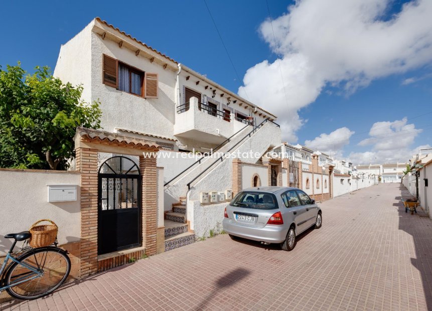 Återförsäljning - Bungalow -
Torrevieja - Rosaleda-los frutales