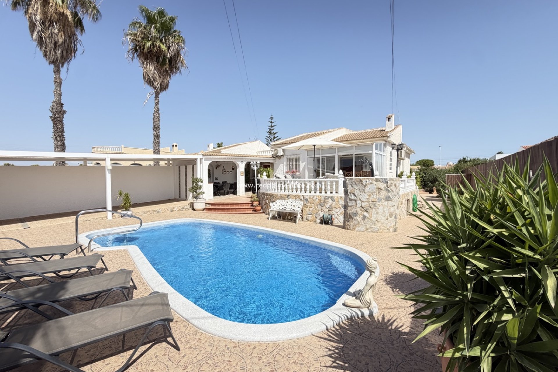 Återförsäljning - Bungalow -
Torrevieja - San Luis