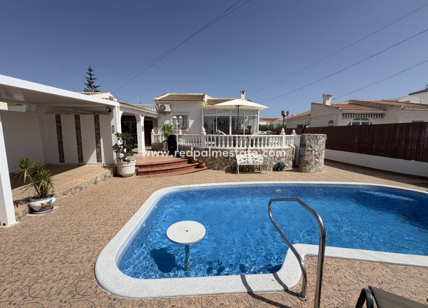 Återförsäljning - Bungalow -
Torrevieja - San Luis