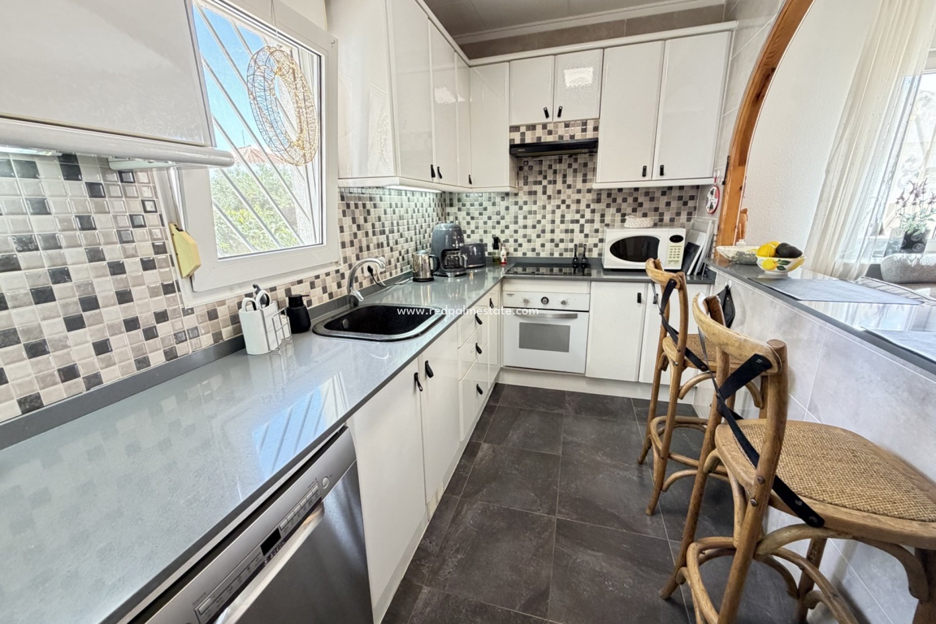Återförsäljning - Bungalow -
Torrevieja - San Luis