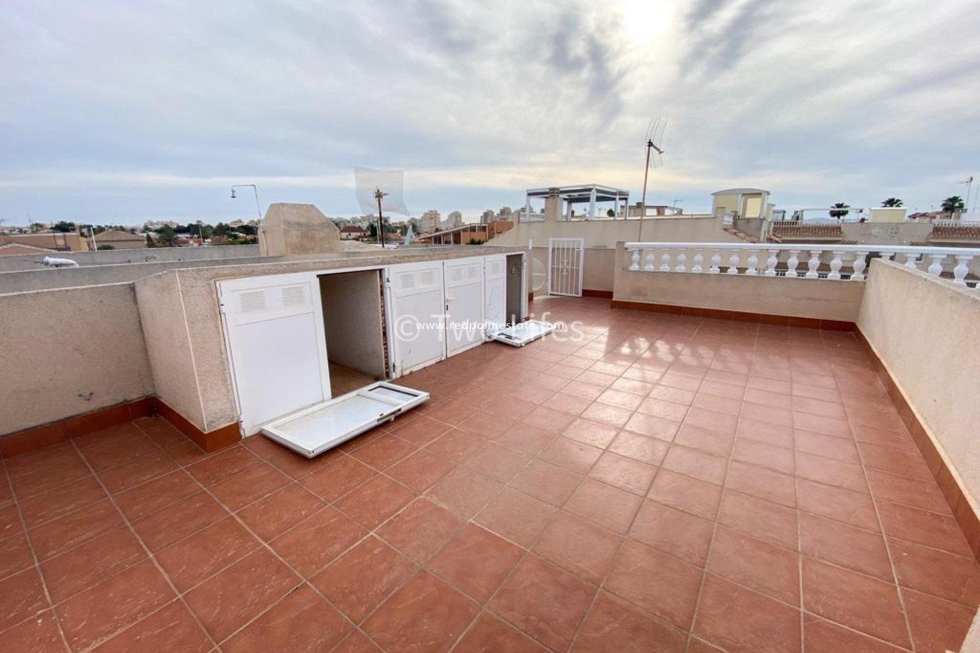 Återförsäljning - Bungalow -
Torrevieja - Sector 25