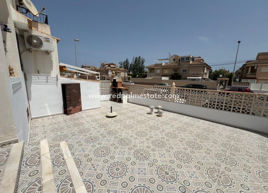 Återförsäljning - Bungalow -
Torrevieja - Torreblanca