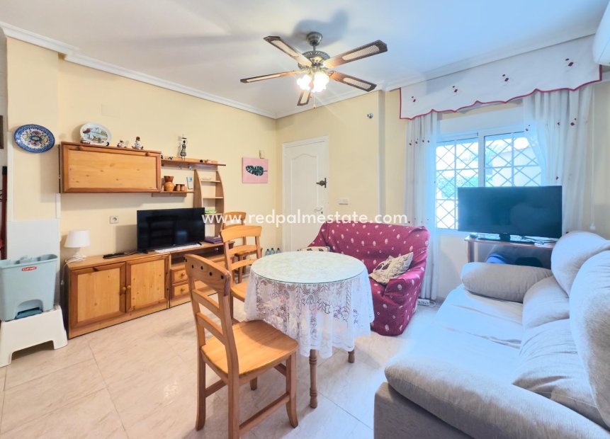 Återförsäljning - Bungalow -
Torrevieja - Torreblanca