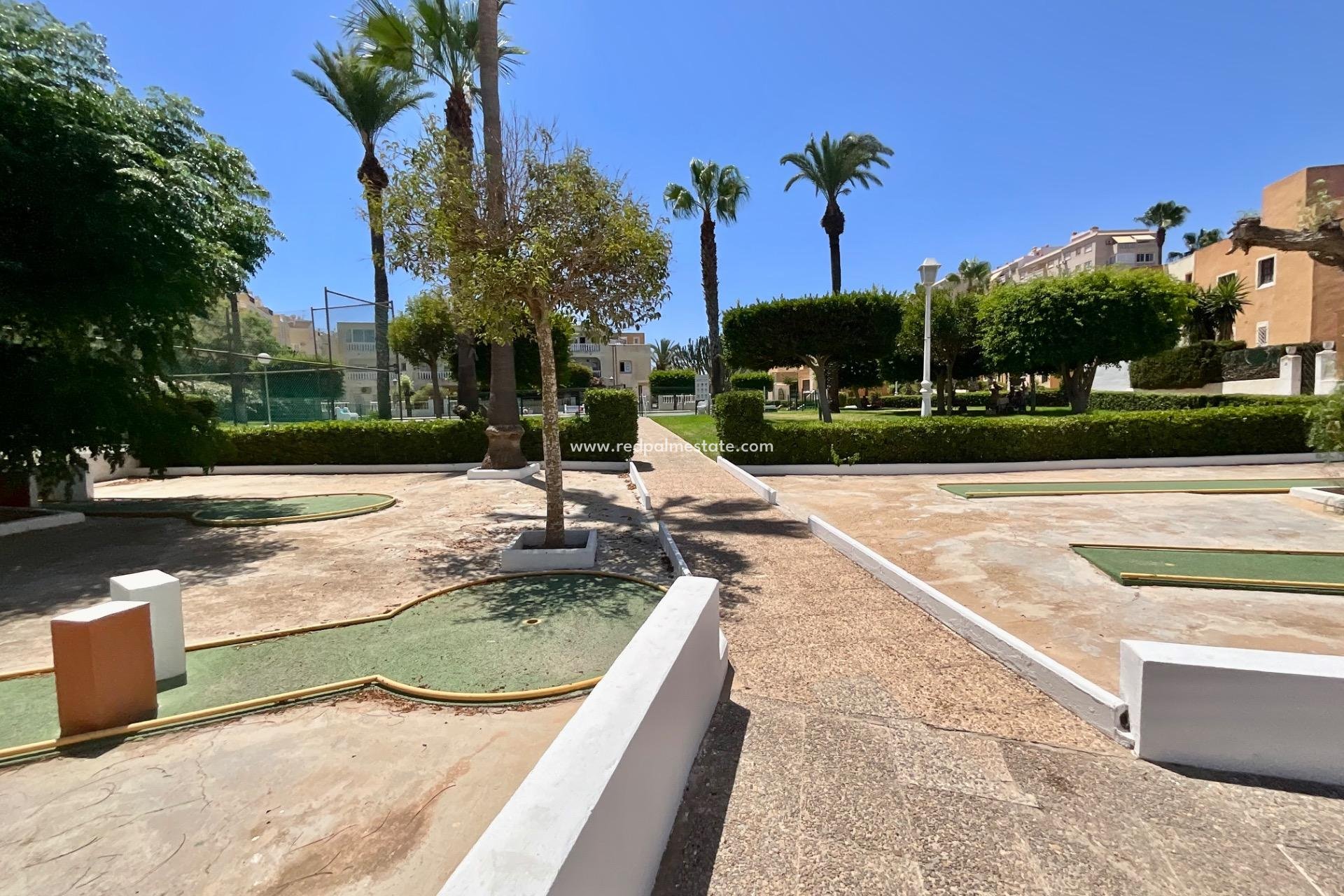 Återförsäljning - Bungalow -
Torrevieja - Torreblanca