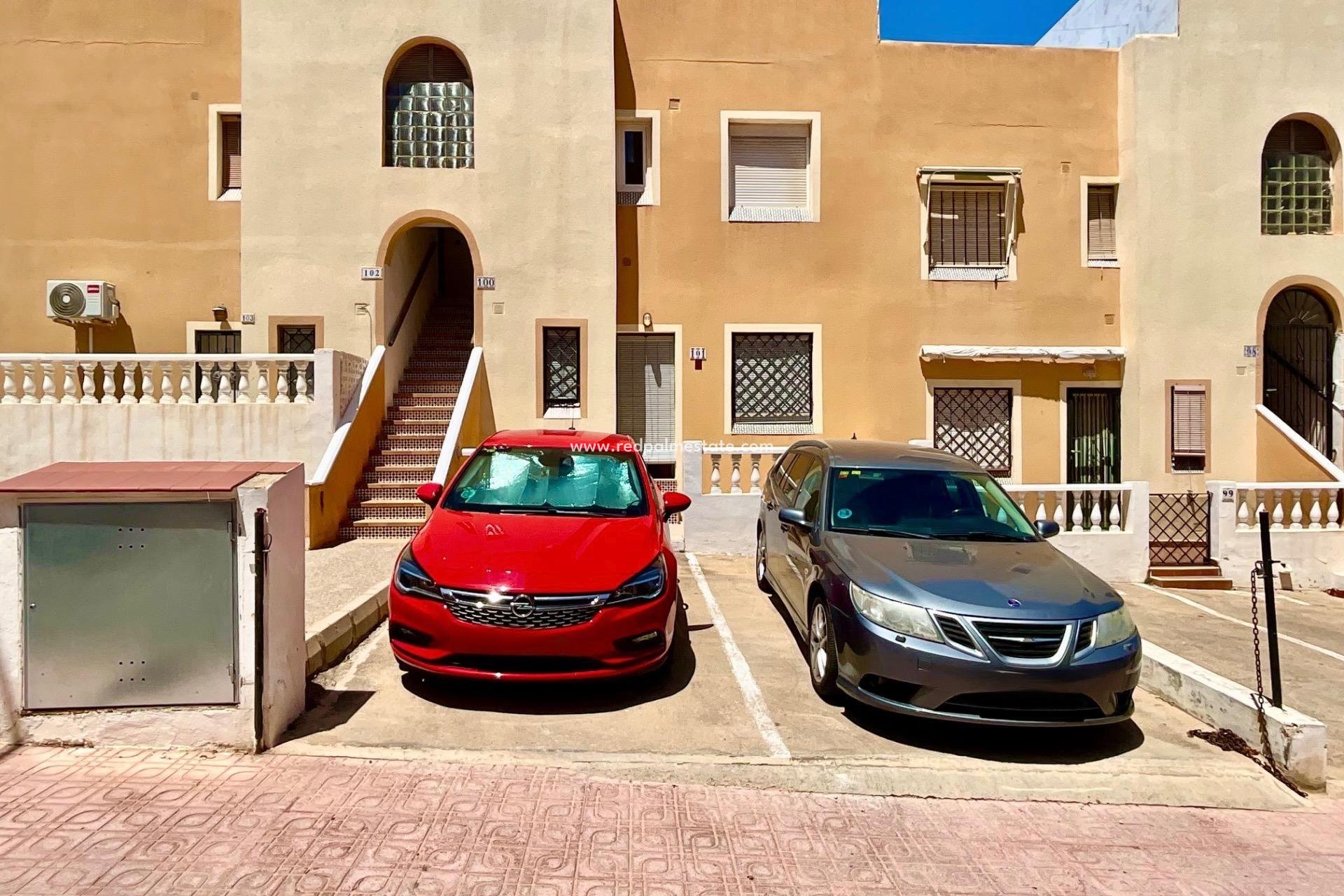 Återförsäljning - Bungalow -
Torrevieja - Torreblanca