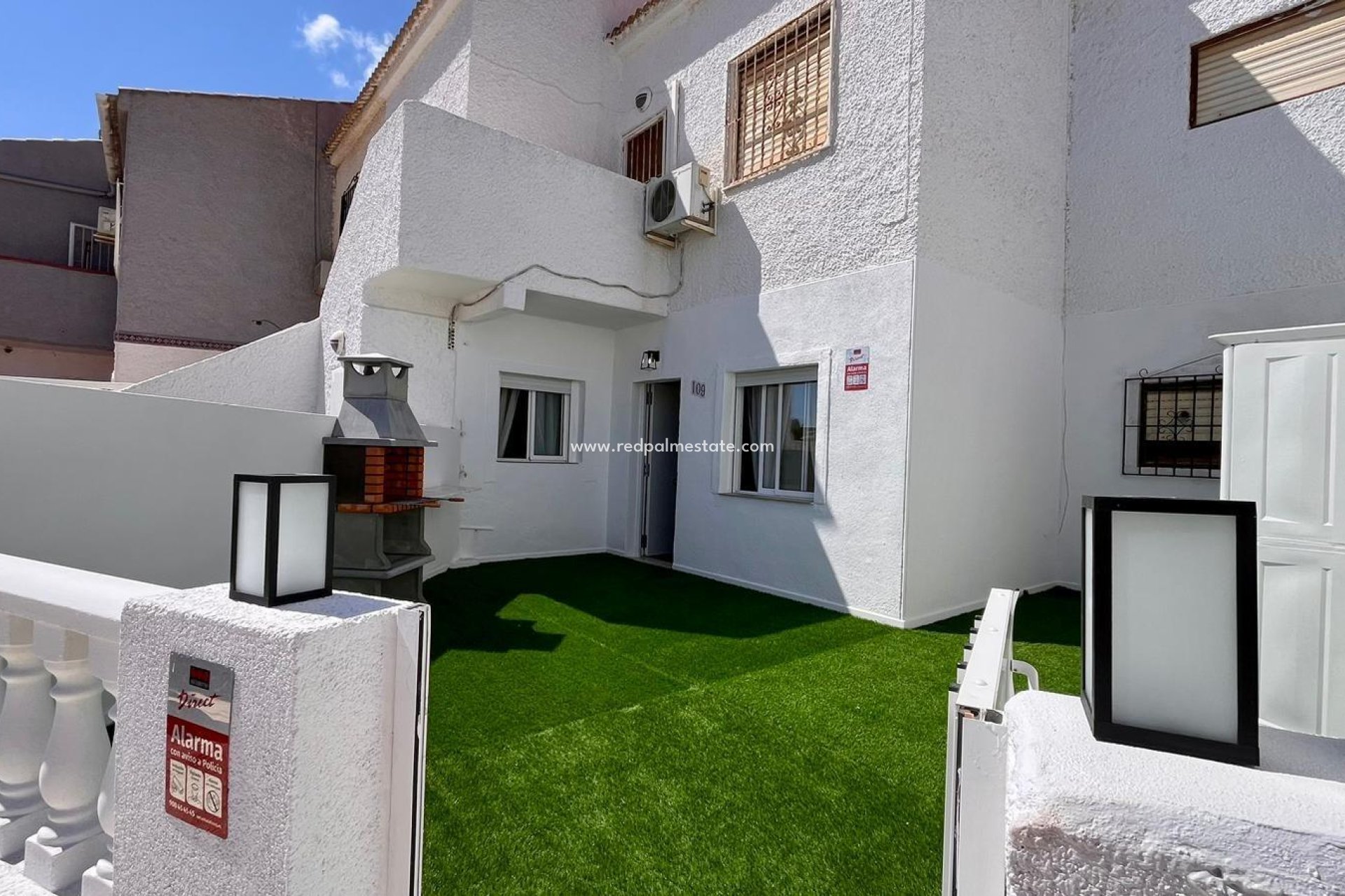 Återförsäljning - Bungalow -
Torrevieja - Torretas