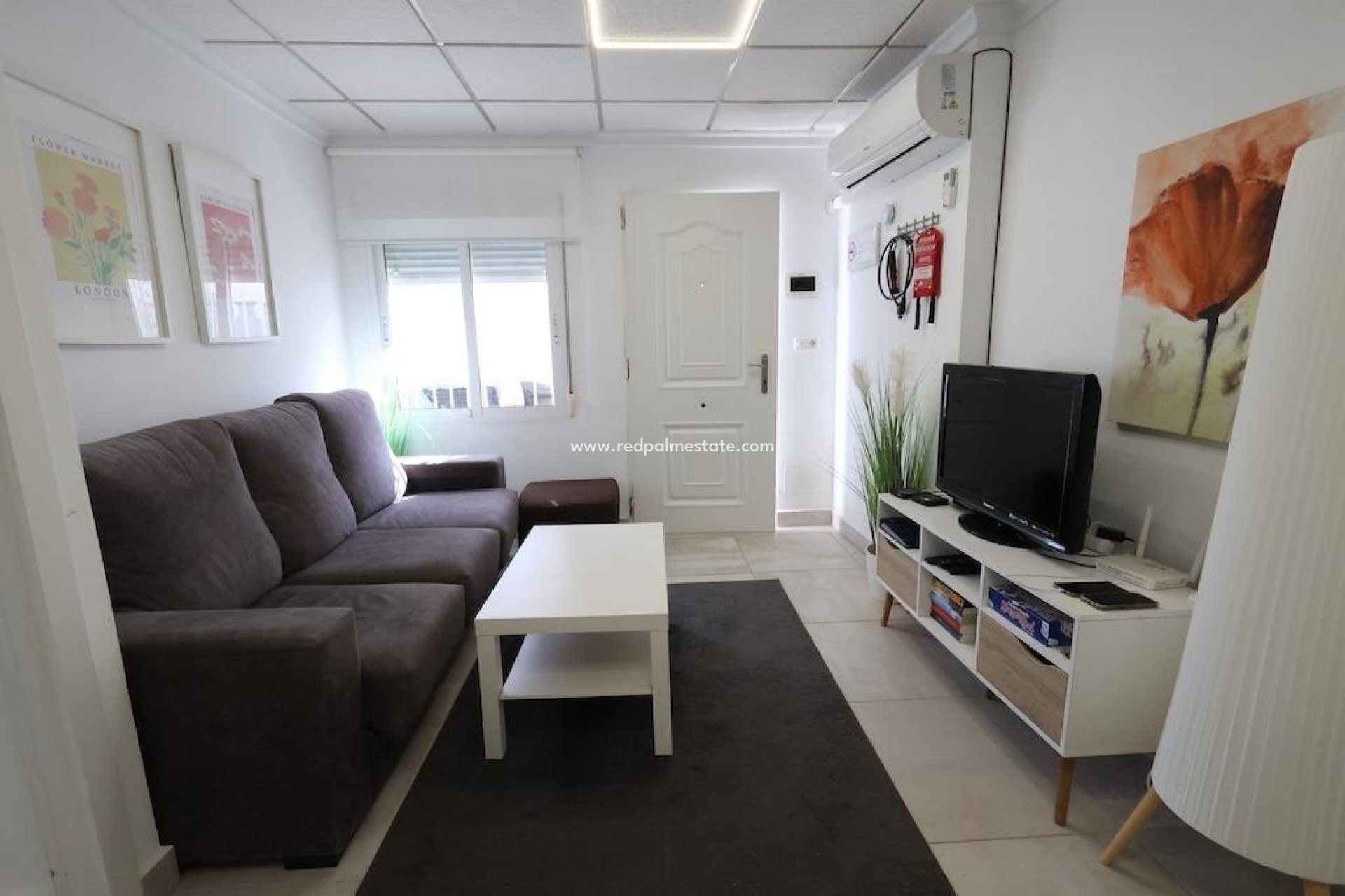 Återförsäljning - Bungalow -
Torrevieja
