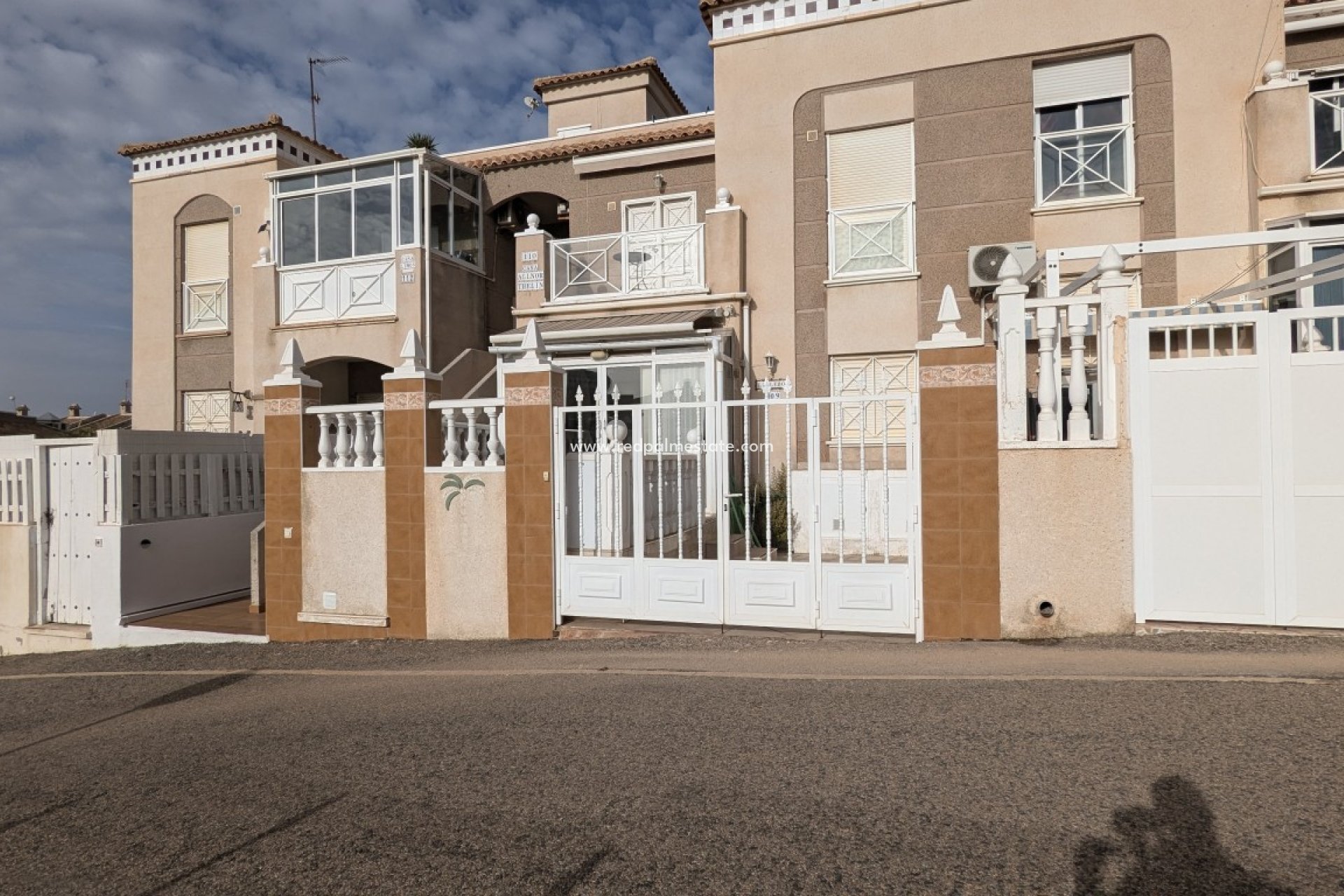 Återförsäljning - Bungalow -
Torrevieja