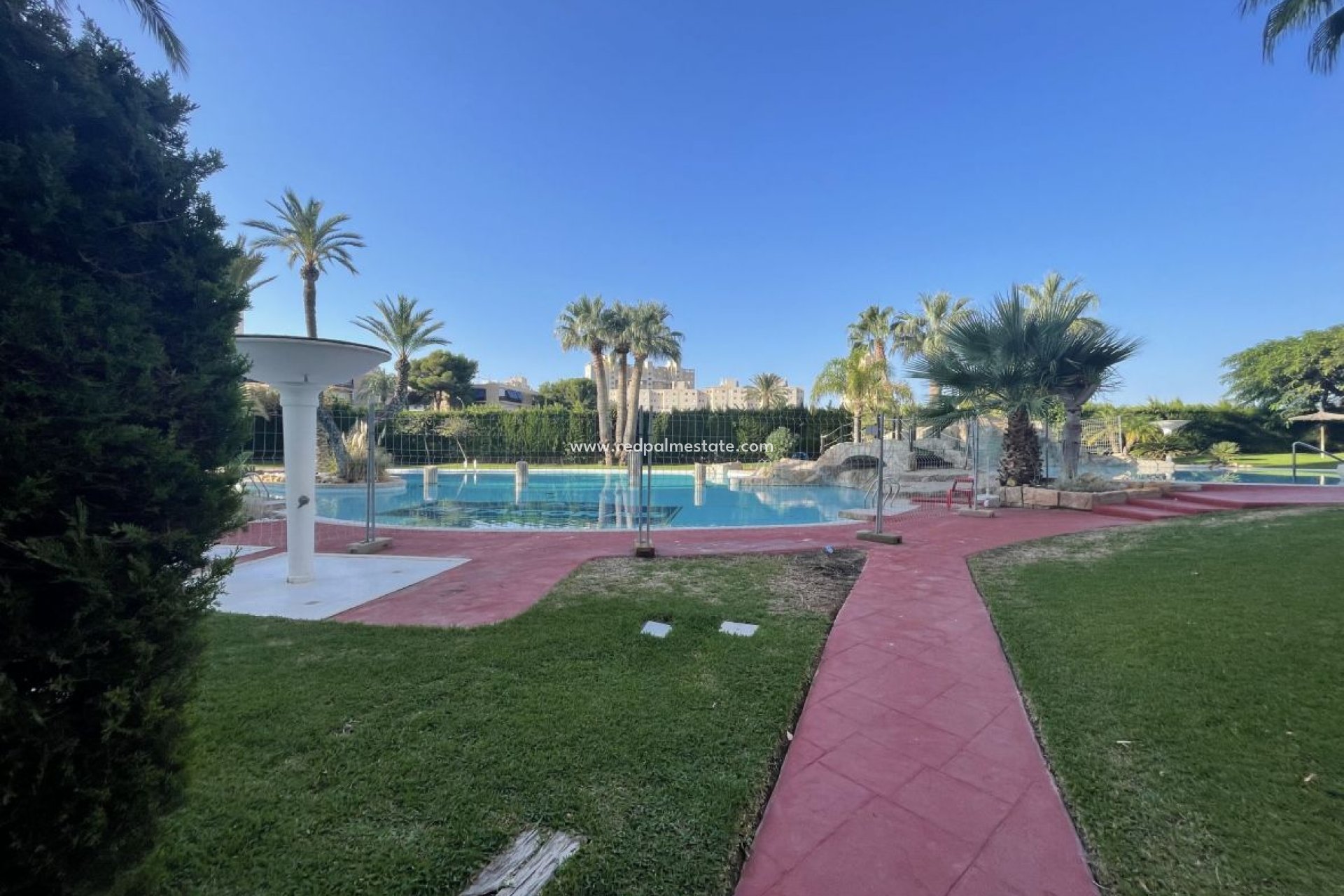 Återförsäljning - Duplex -
El Campello - Costa Blanca