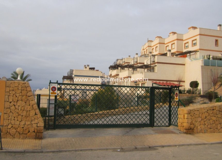 Återförsäljning - Duplex -
Finestrat - Costa Blanca