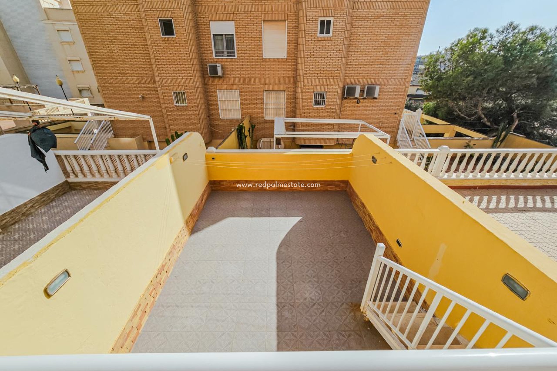 Återförsäljning - Duplex -
Guardamar del Segura - Costa Blanca