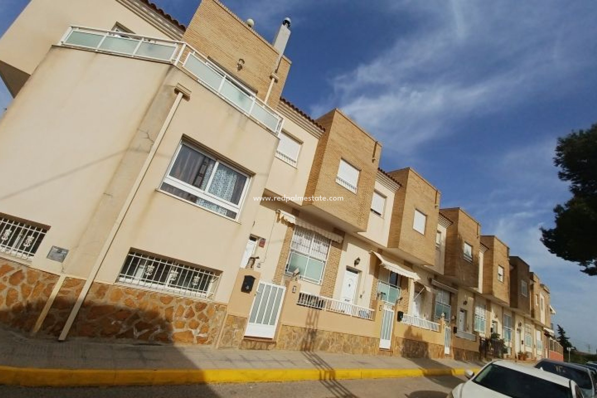 Återförsäljning - Duplex -
Montesinos - Costa Blanca