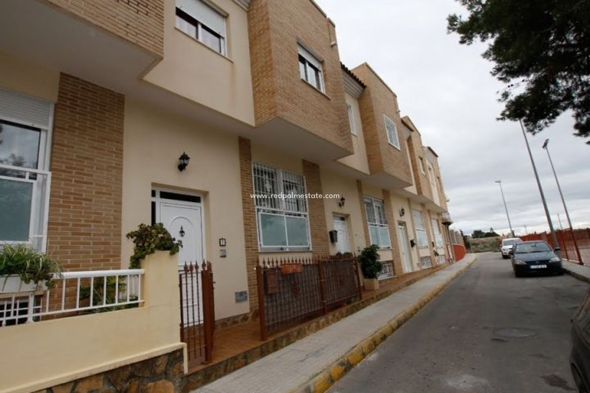 Återförsäljning - Duplex -
Montesinos - Costa Blanca