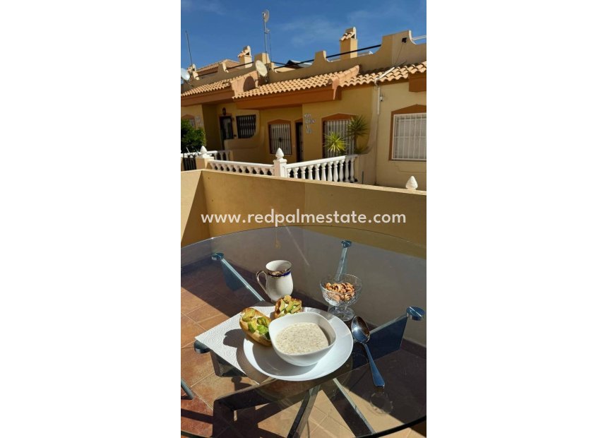 Återförsäljning - Duplex -
Orihuela Costa - La Ceñuela