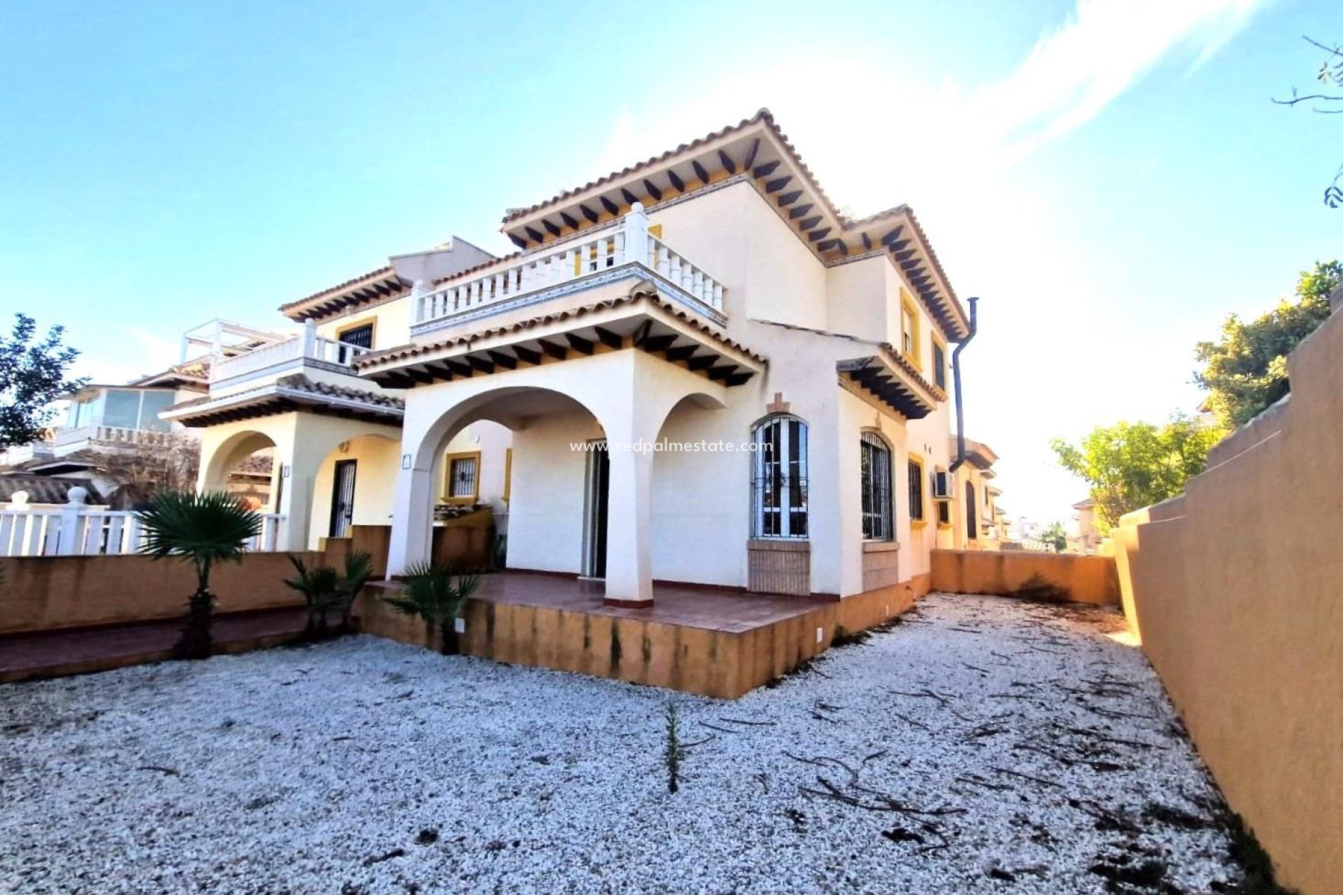 Återförsäljning - Duplex -
Orihuela Costa - Montezenia