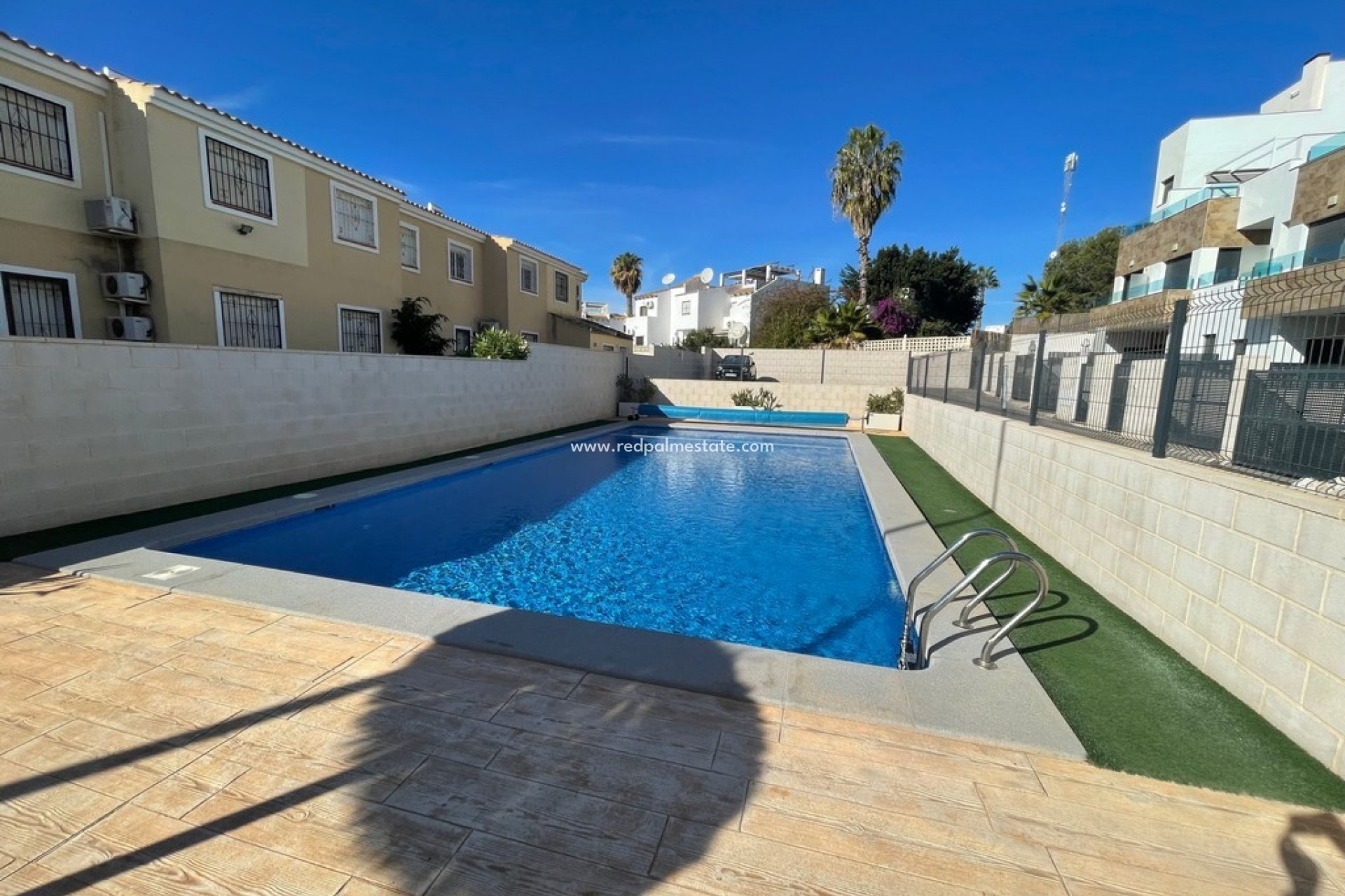 Återförsäljning - Duplex -
Orihuela Costa - Villamartin Golf