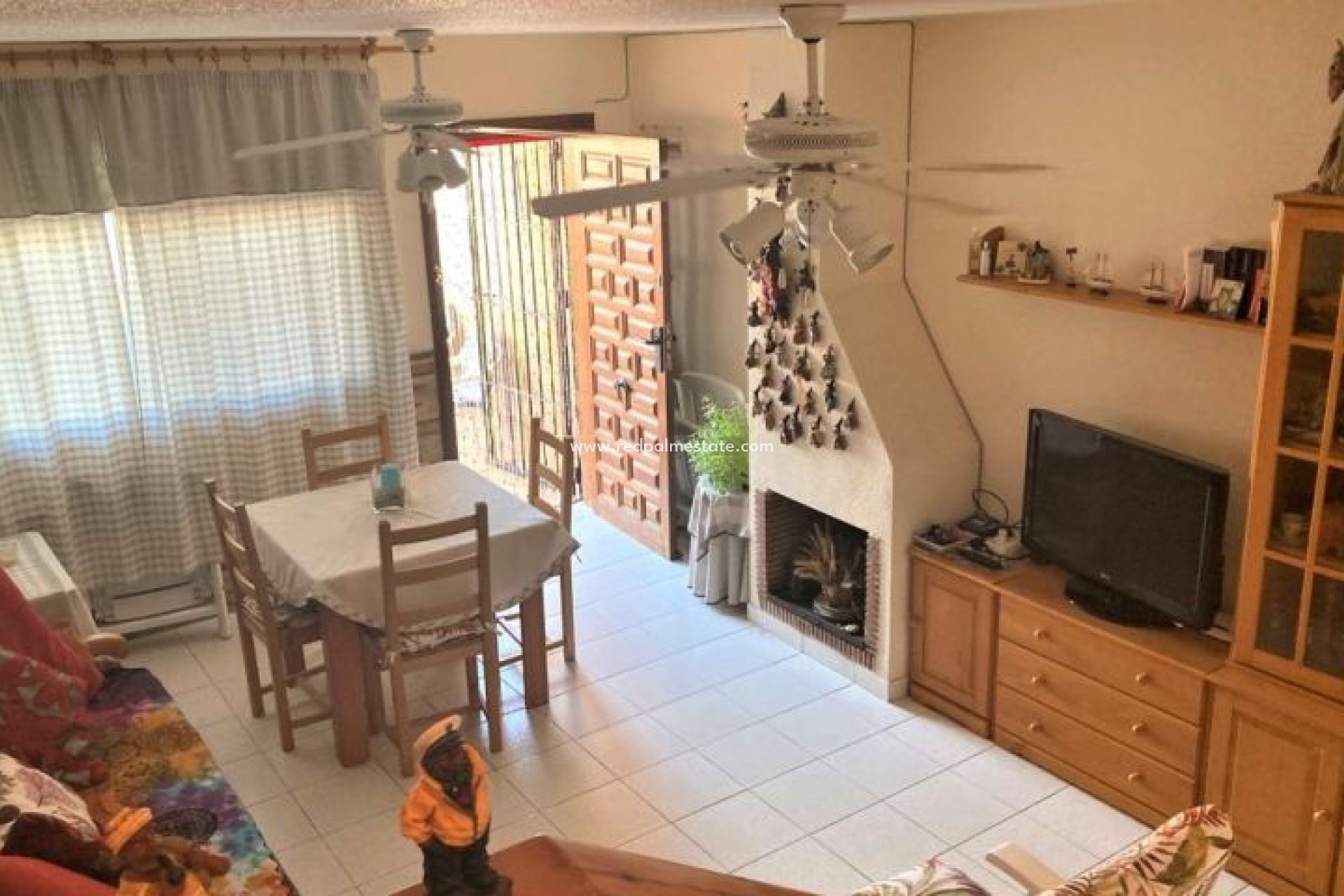 Återförsäljning - Duplex -
Torre de la Horadada - Costa Blanca