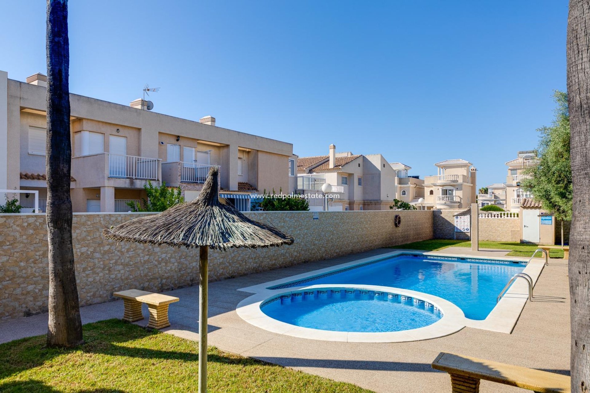 Återförsäljning - Duplex -
Torrevieja - Aguas Nuevas 2