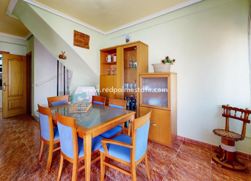 Återförsäljning - Duplex -
Torrevieja - La Siesta - El Salado -  Torreta