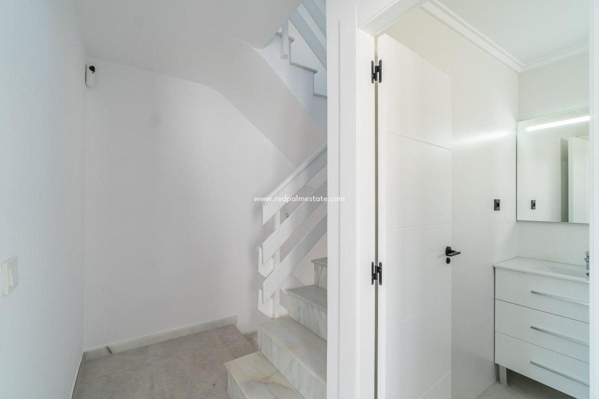 Återförsäljning - Duplex -
Torrevieja - Nueva Torrevieja - Aguas Nuevas