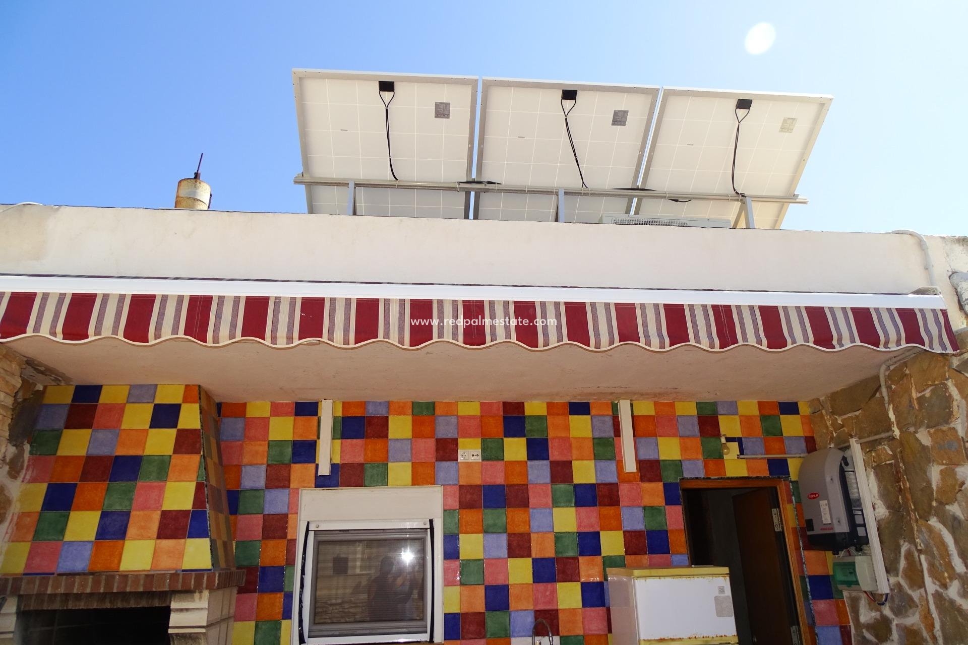 Återförsäljning - Duplex -
Torrevieja - Playa del Cura