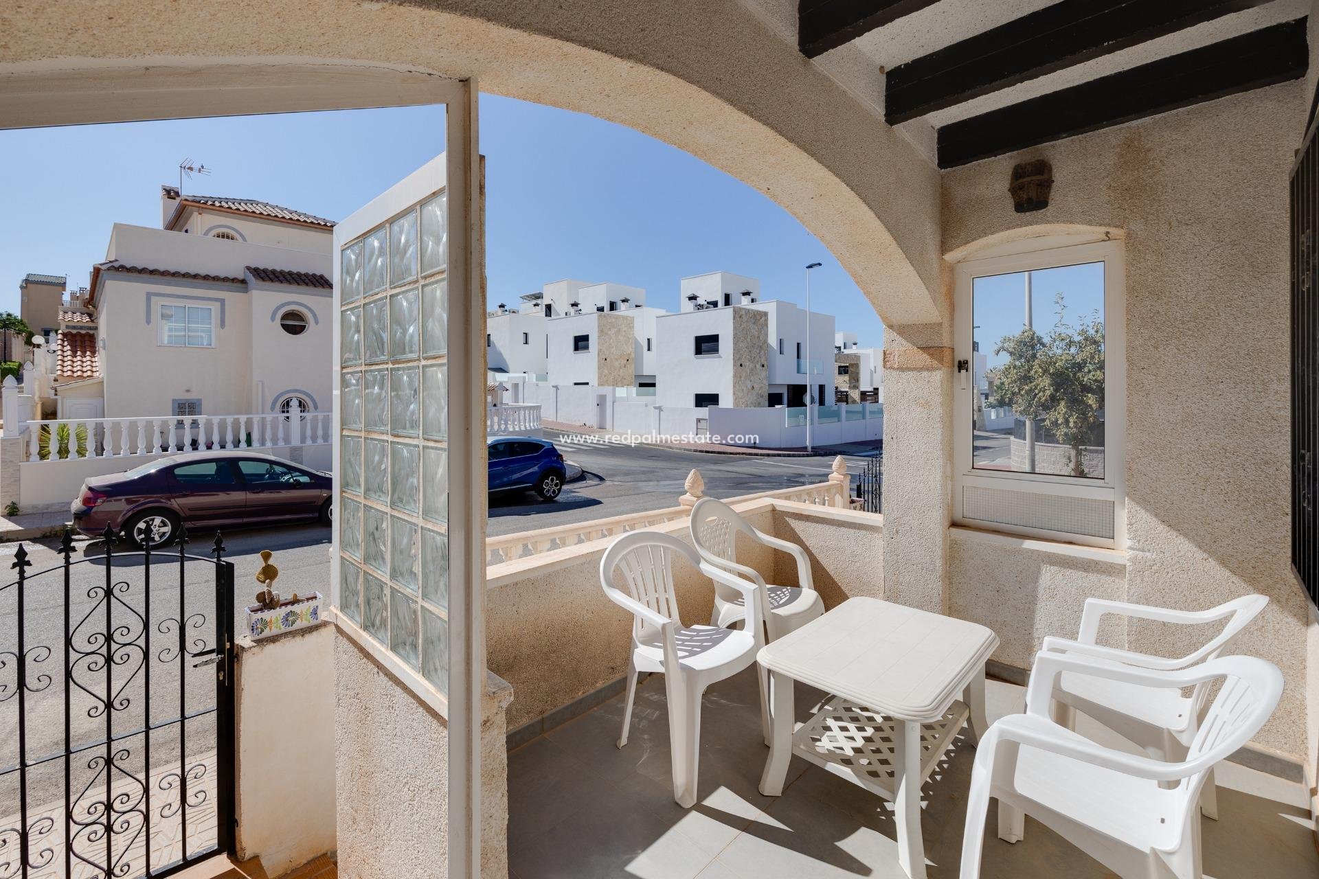 Återförsäljning - Duplex -
Torrevieja - Torre del moro