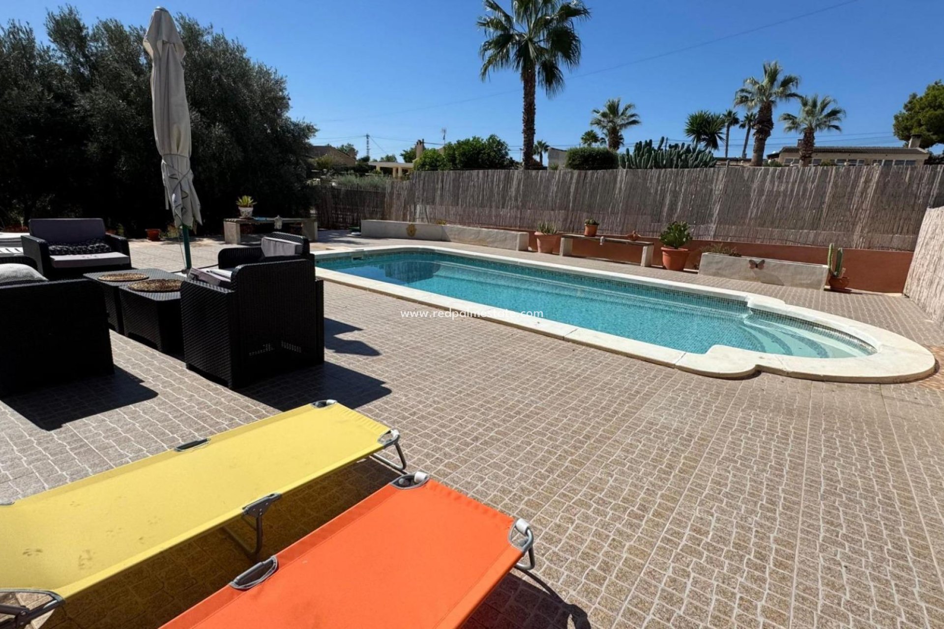 Återförsäljning - Finca / Hus på landet -
Albatera - Inland