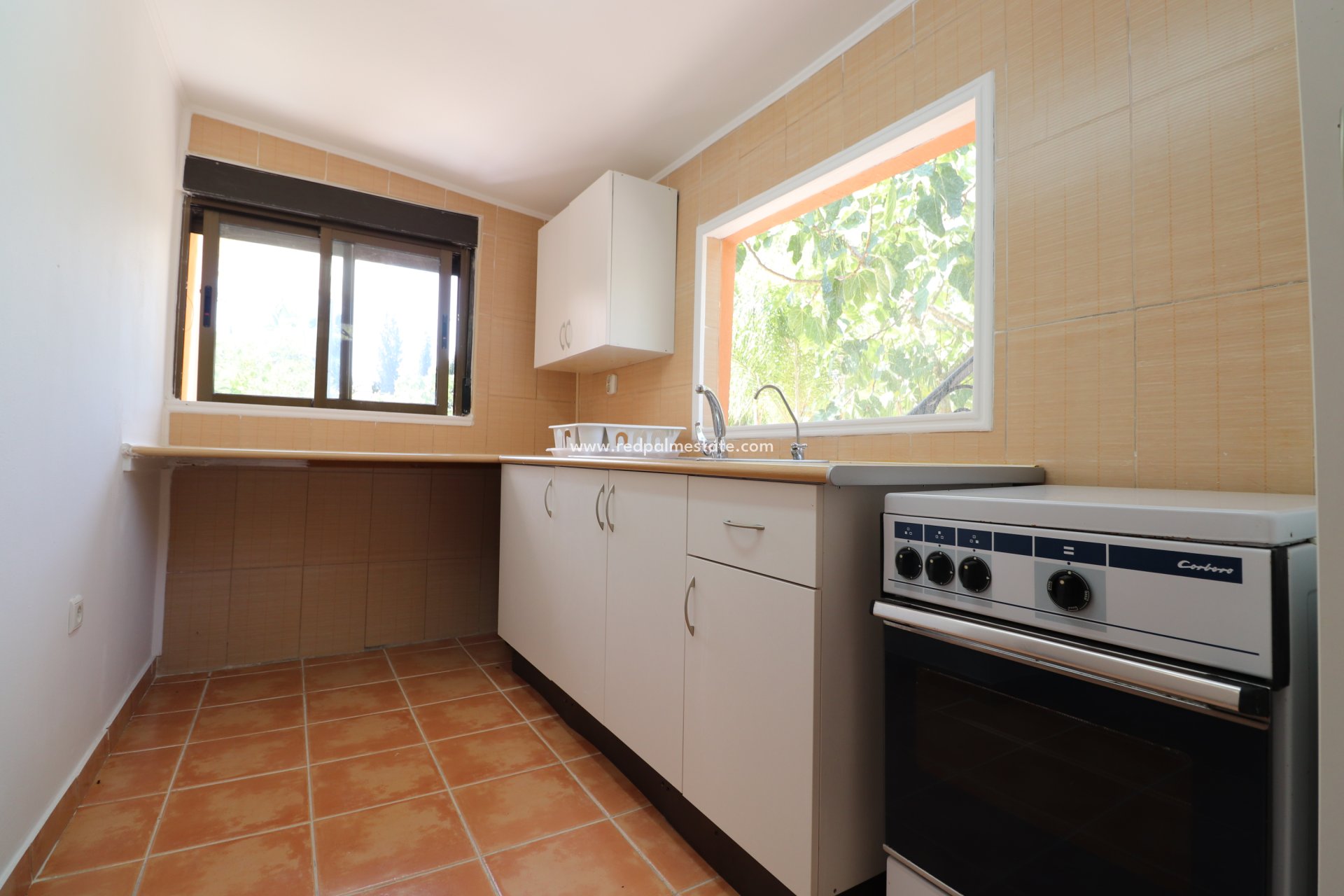 Återförsäljning - Finca / Hus på landet -
Catral