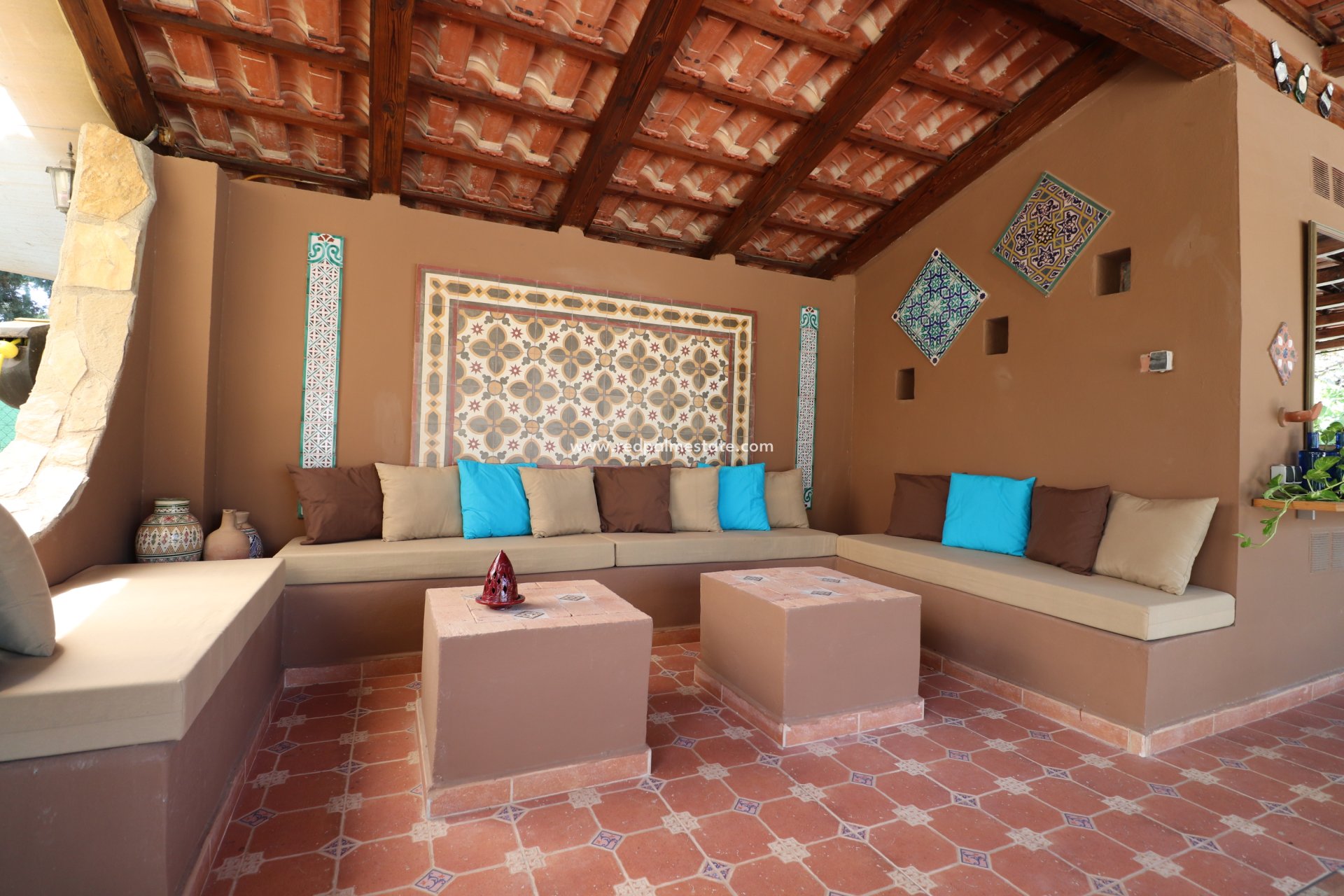 Återförsäljning - Finca / Hus på landet -
Catral